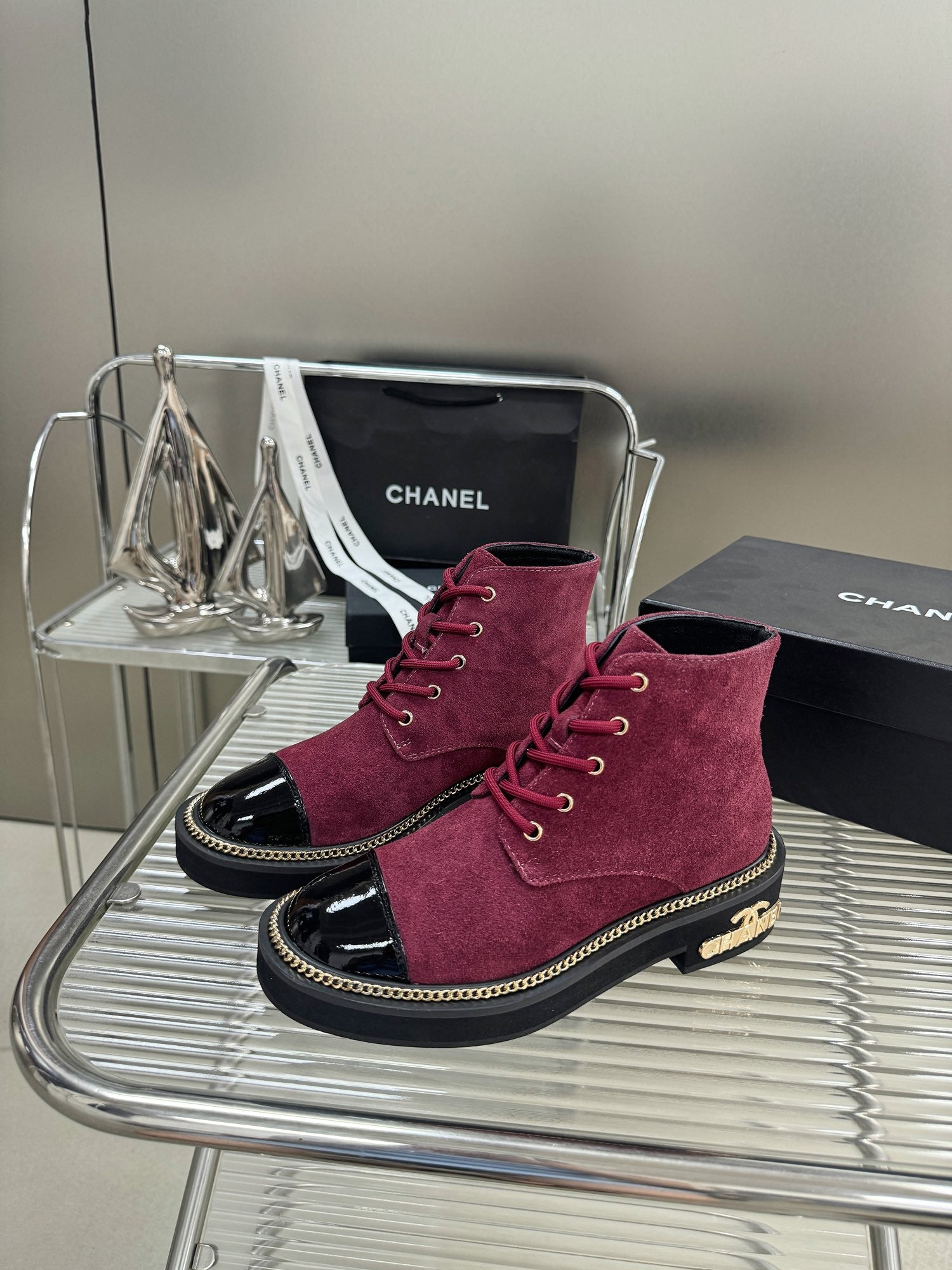 Chan*** 2025 new high quality VIP1:1 autumn and winter hardware buckle plus ⛓️ chain short boots