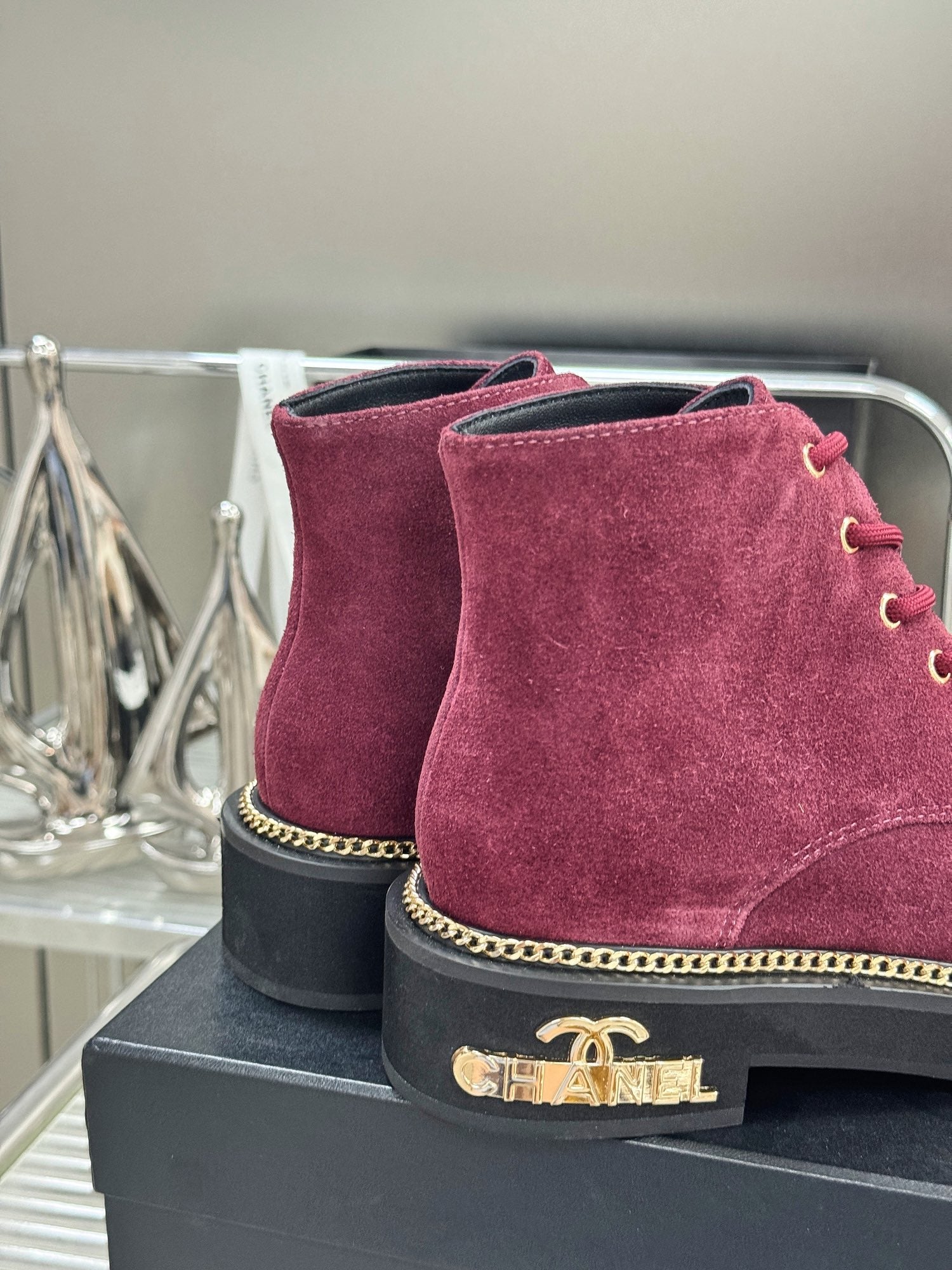 Chan*** 2025 new high quality VIP1:1 autumn and winter hardware buckle plus ⛓️ chain short boots