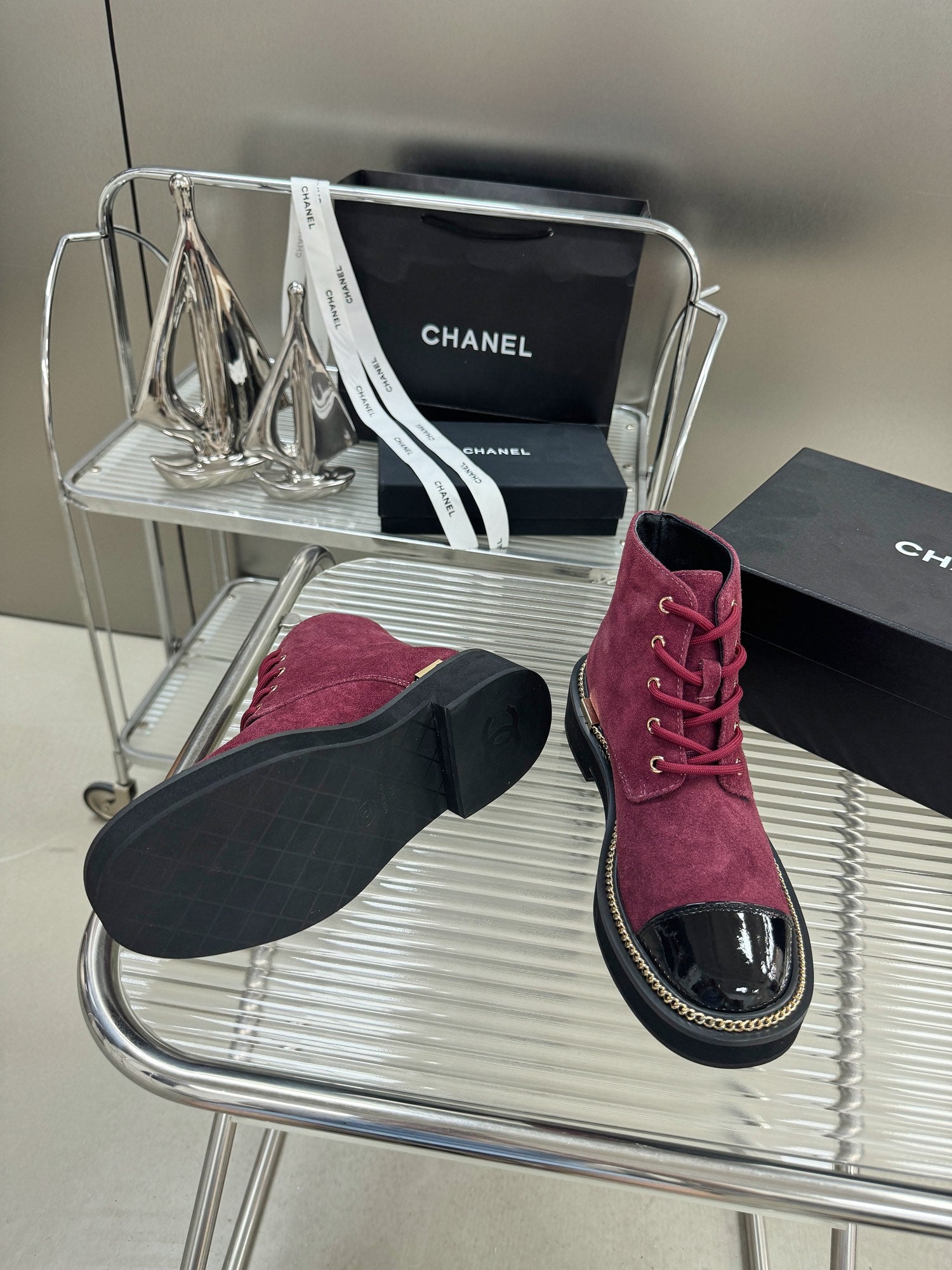 Chan*** 2025 new high quality VIP1:1 autumn and winter hardware buckle plus ⛓️ chain short boots