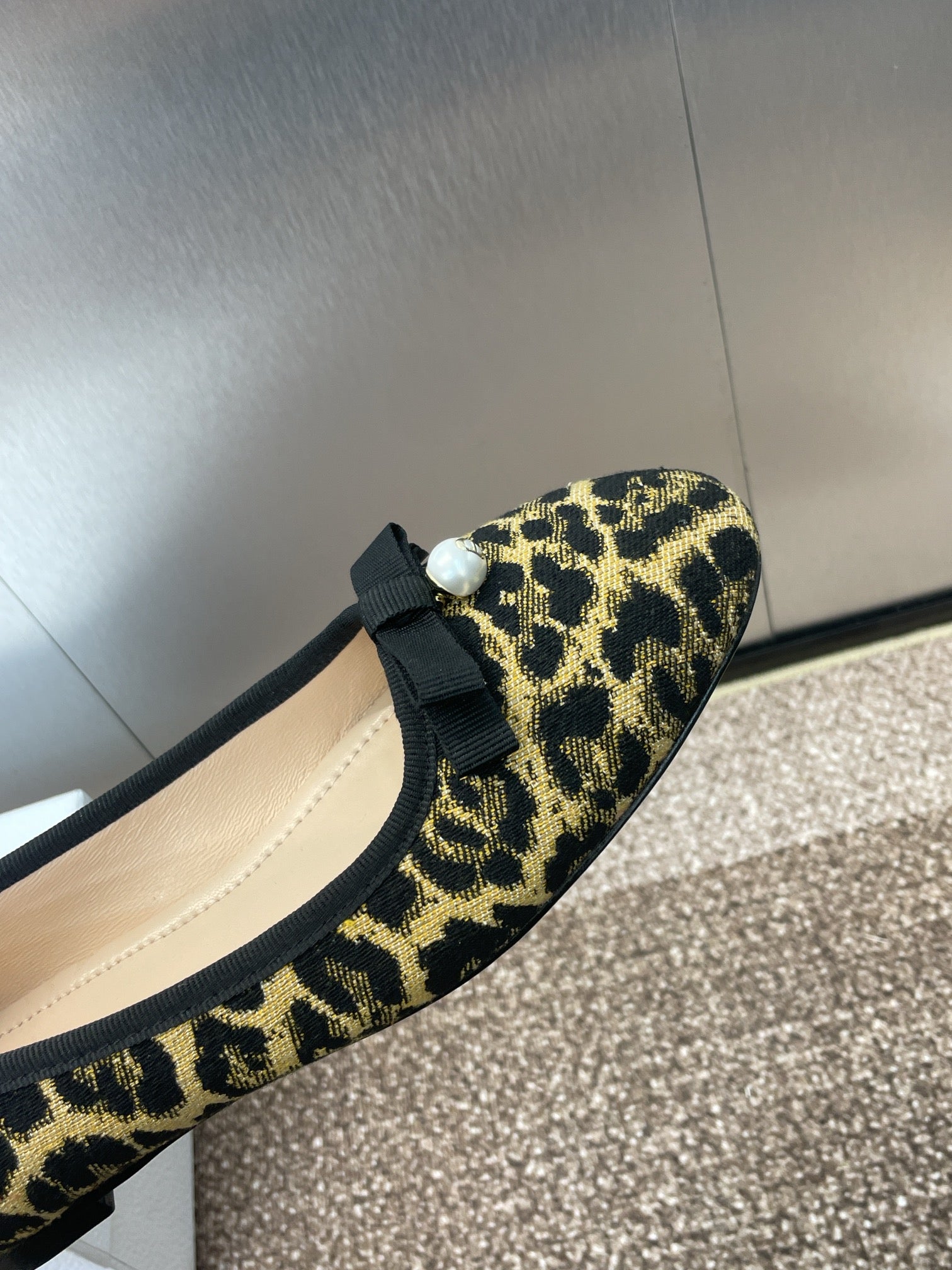 D*or 2024 Early Spring Haute Couture Collection New Iconic Electric Embroidery Raglan Pattern Ballet Shoes  VIP 1:1