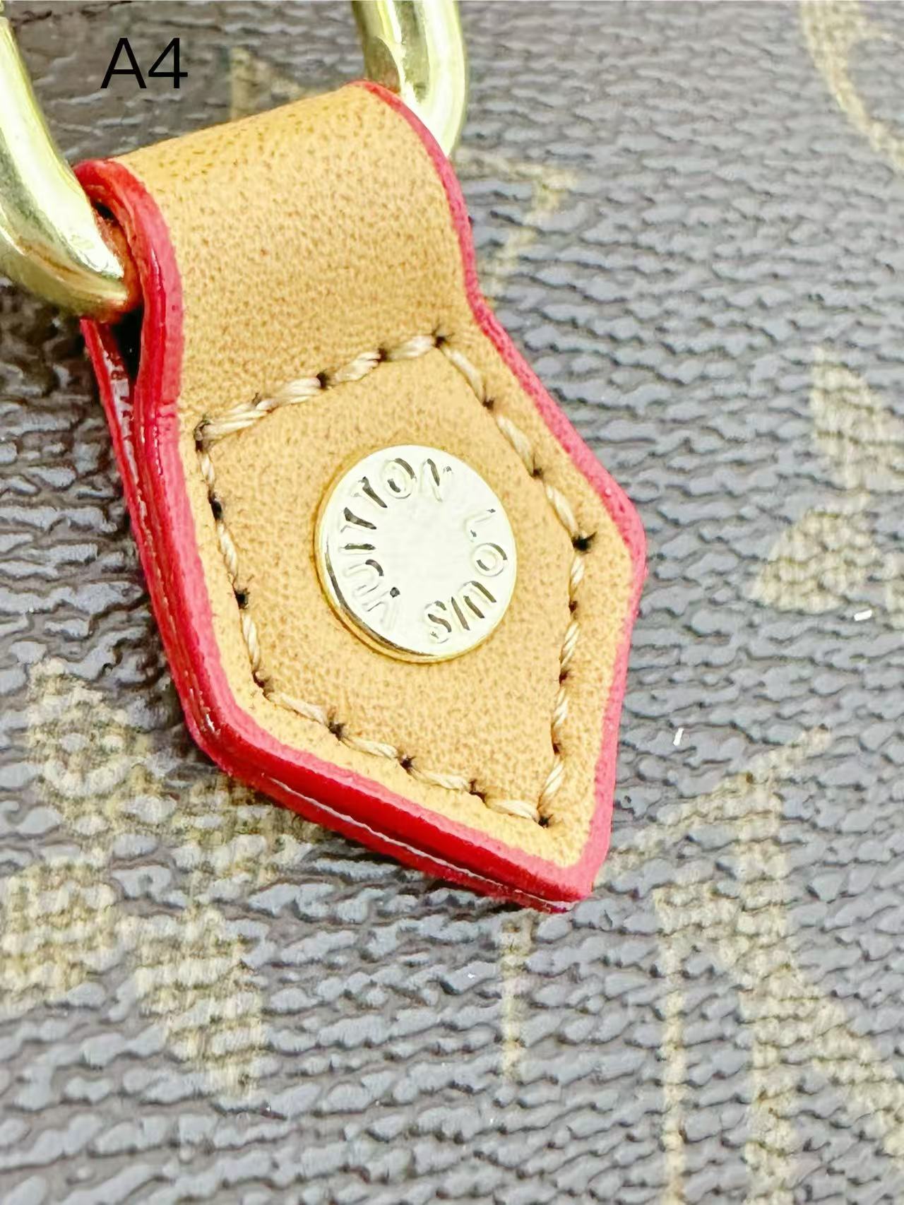 Fashionable handbag