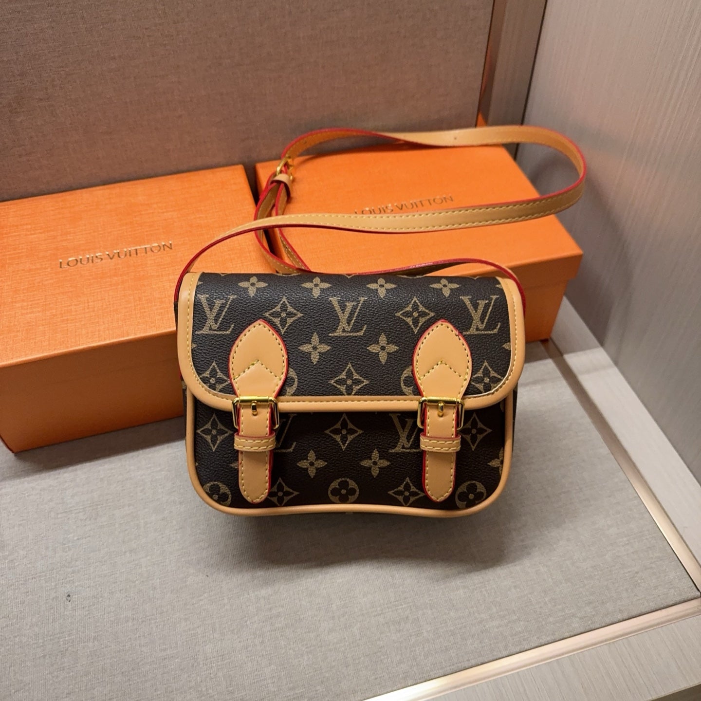 New messenger bag