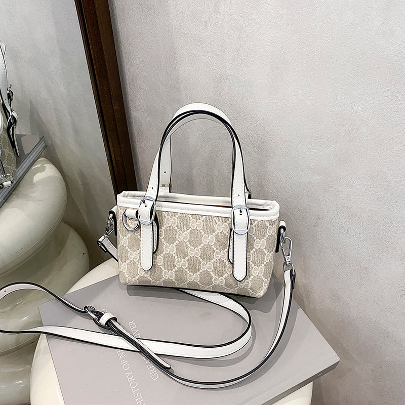 Stylish and luxurious handbag