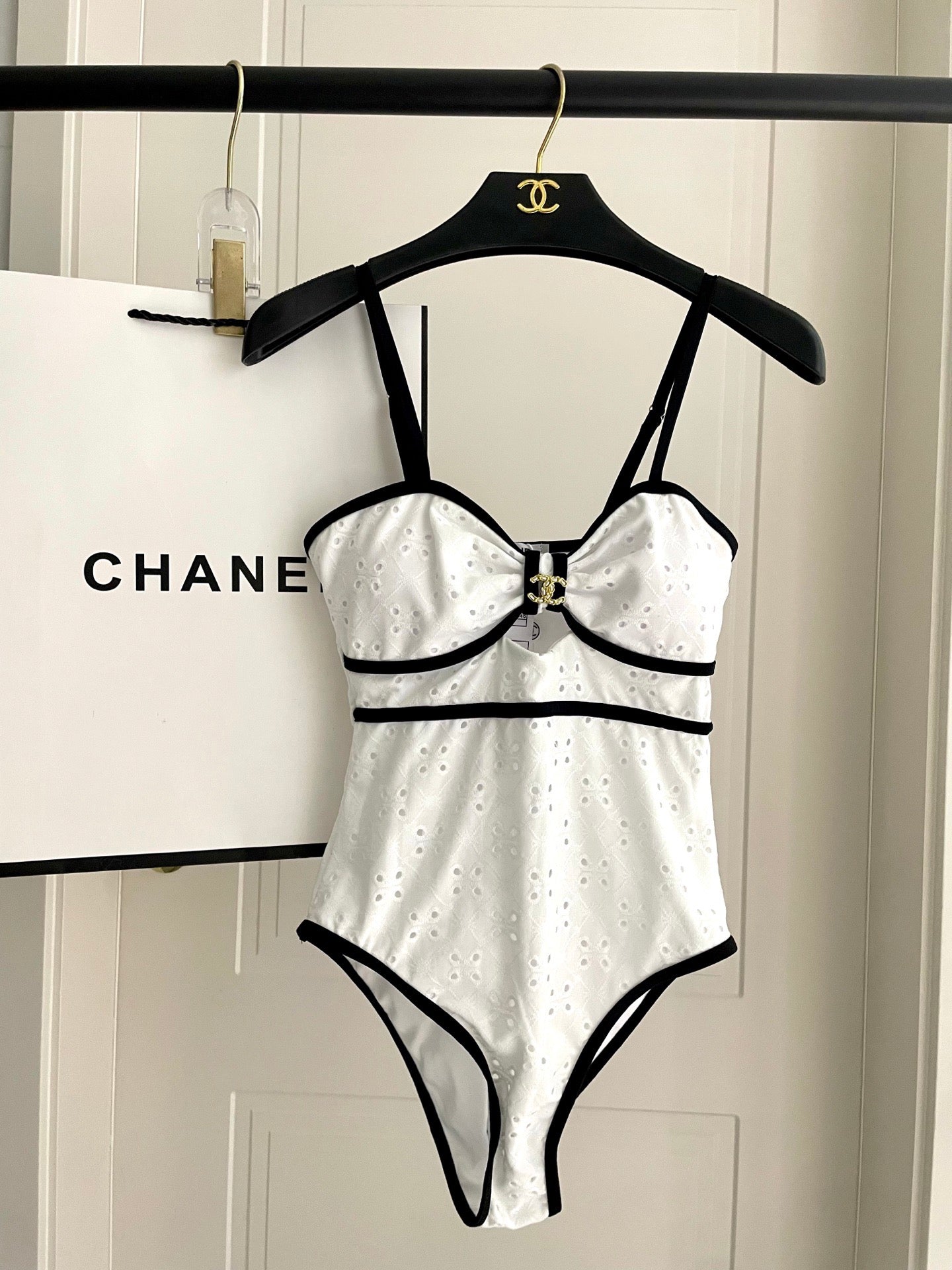 New one-piece swimsuit