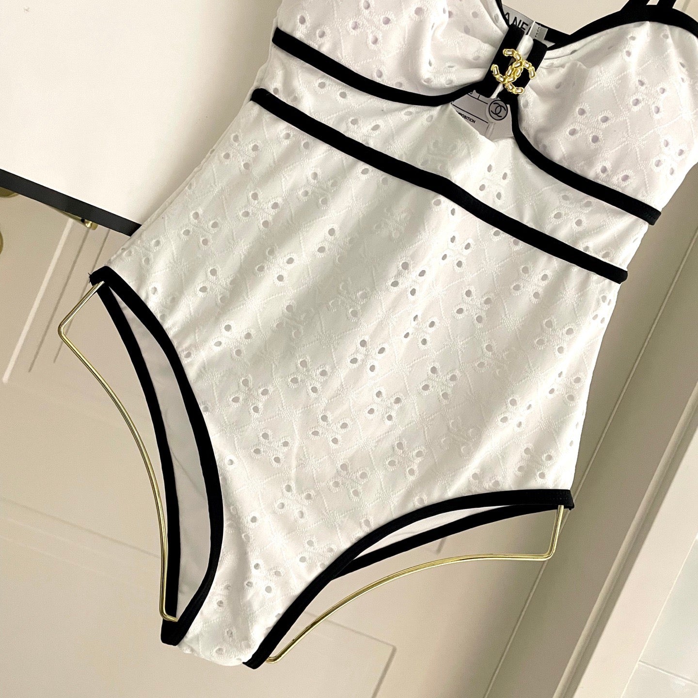 New one-piece swimsuit