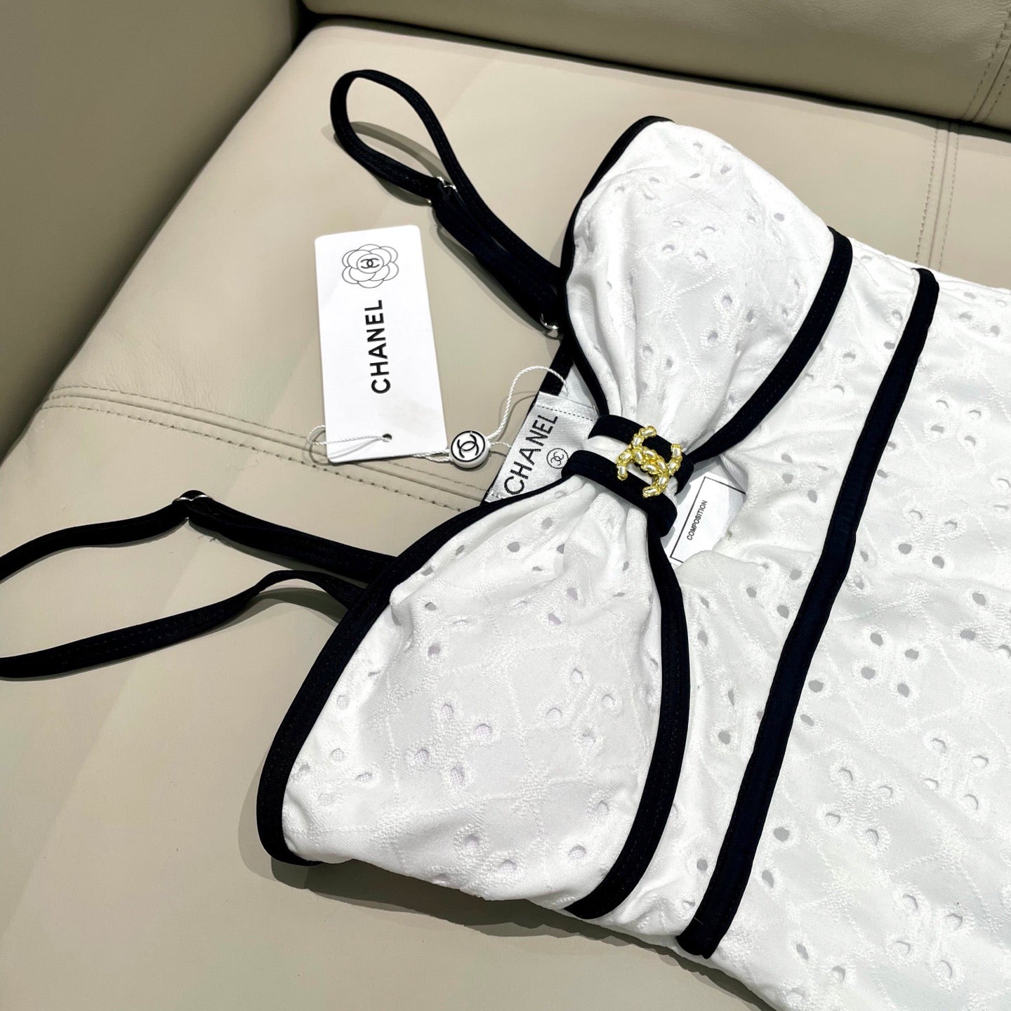 New one-piece swimsuit