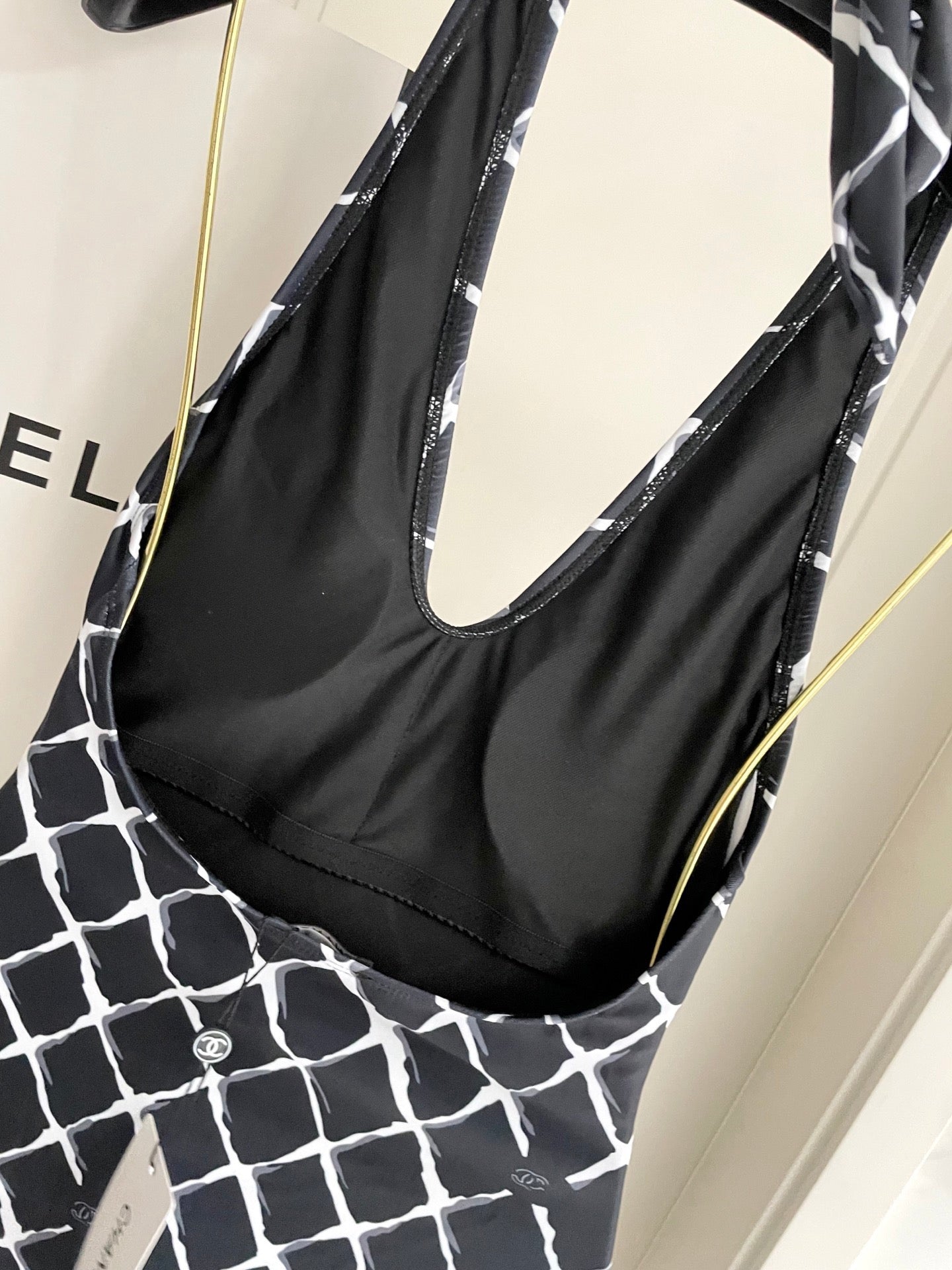 New one-piece swimsuit