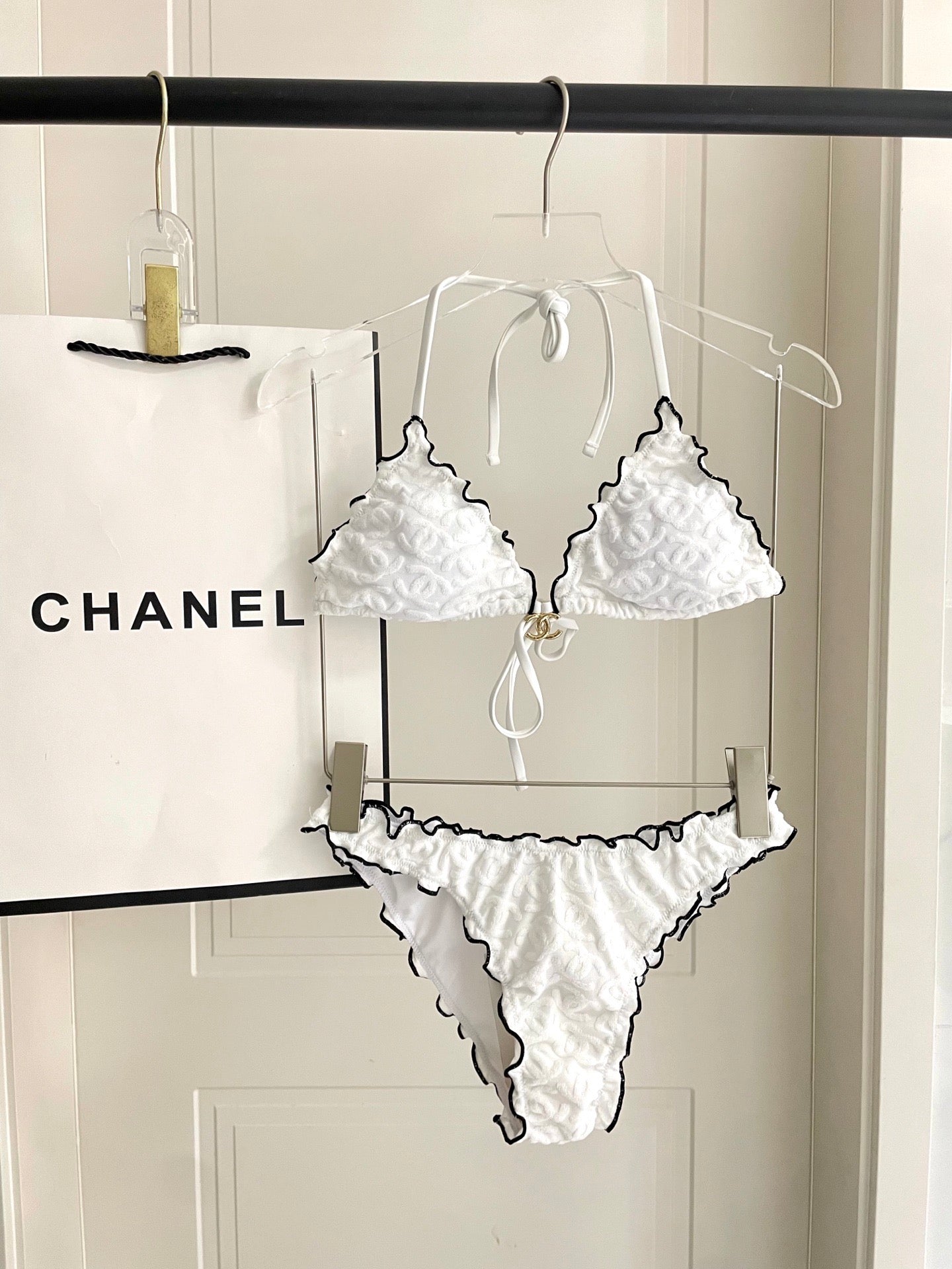 New, stunning bikinis