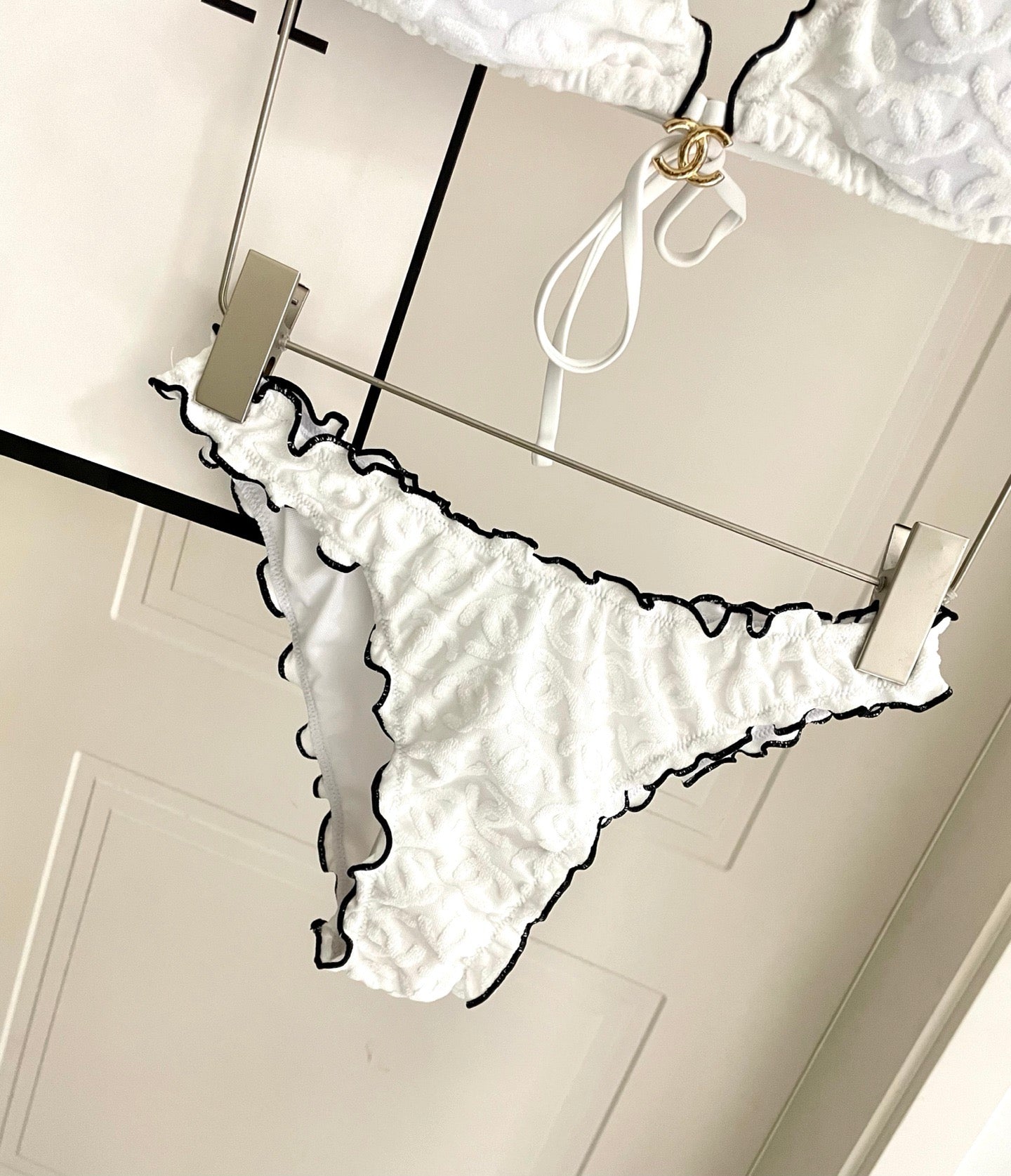 New, stunning bikinis
