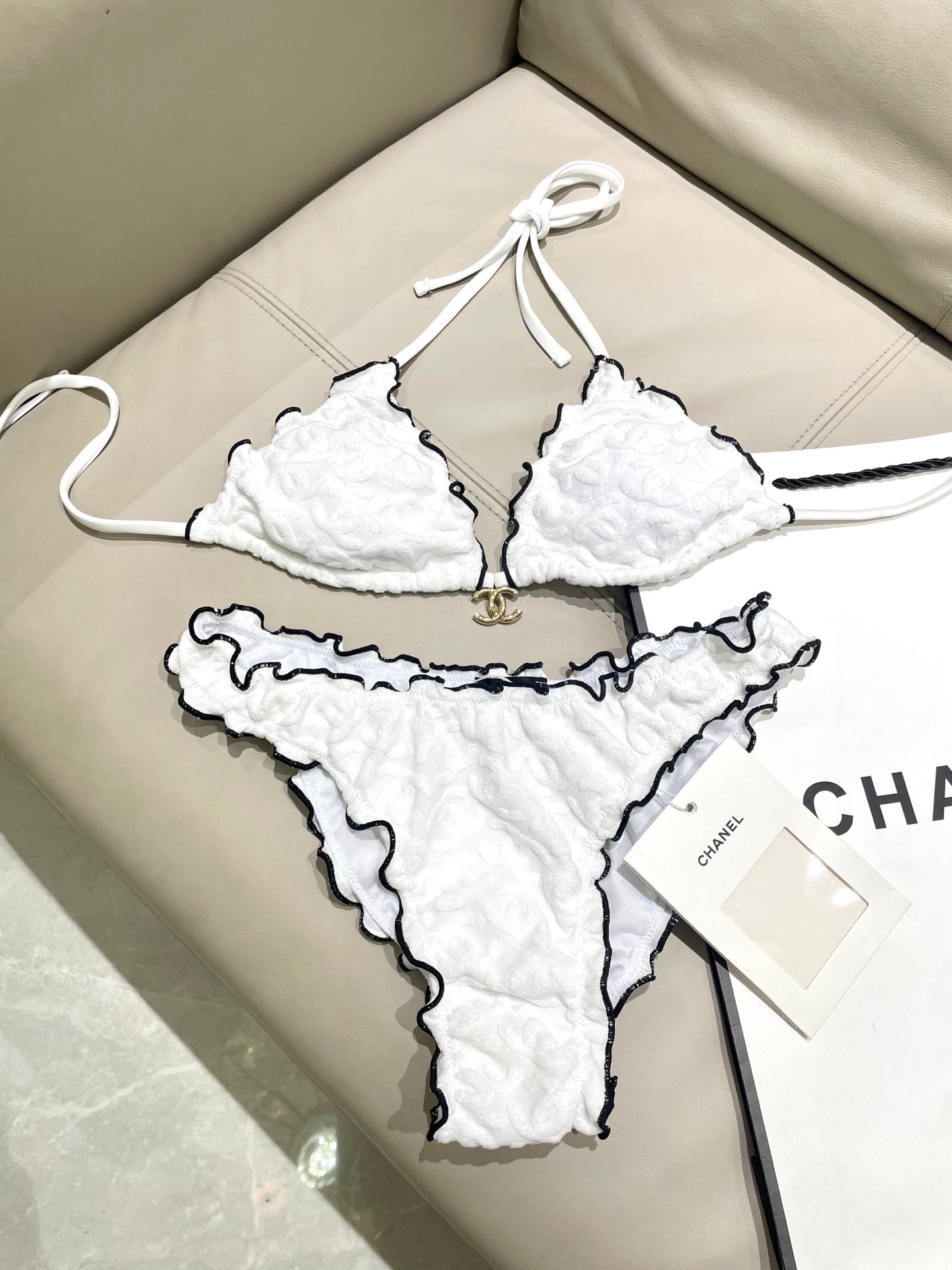 New, stunning bikinis