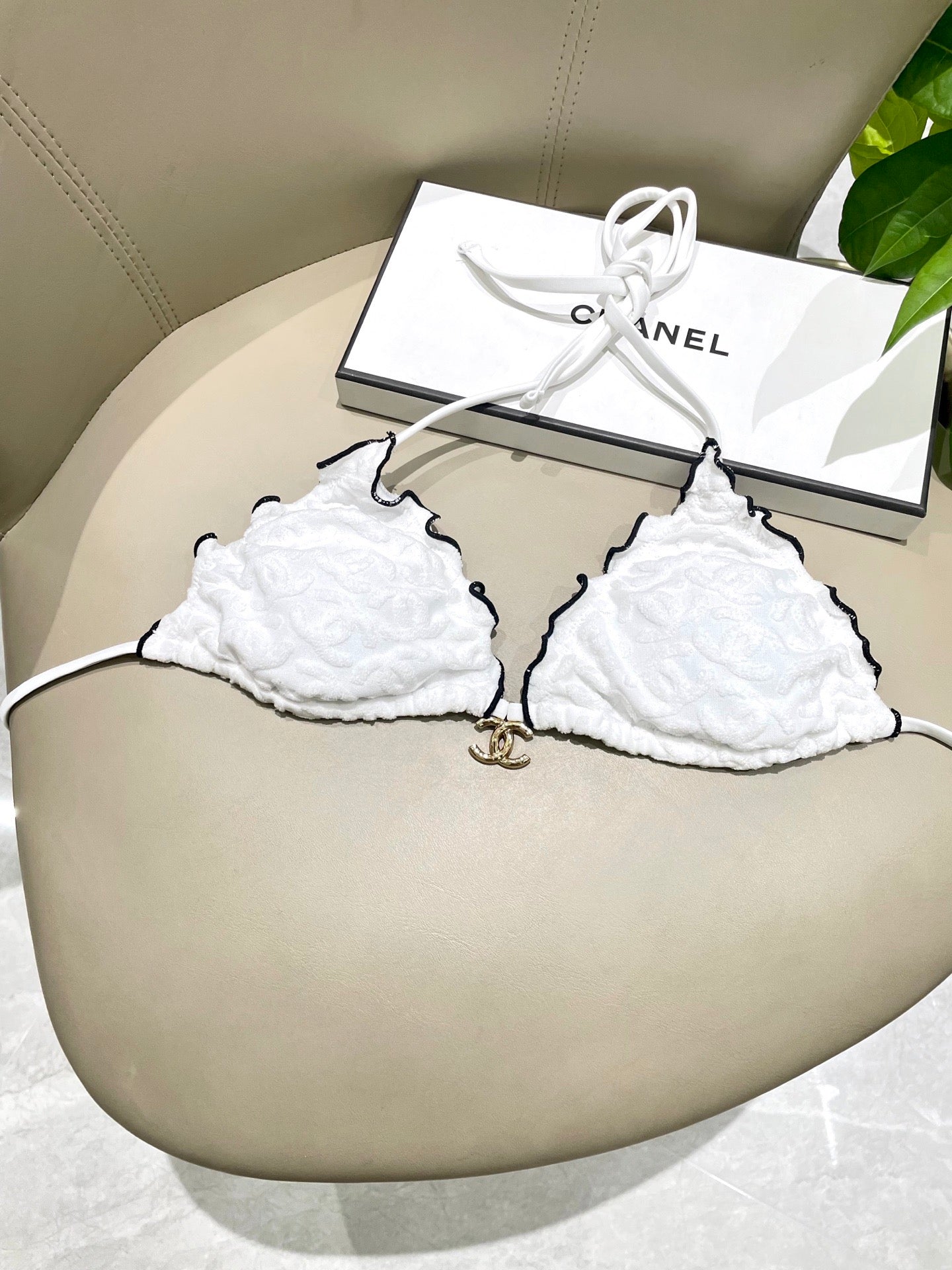 New, stunning bikinis