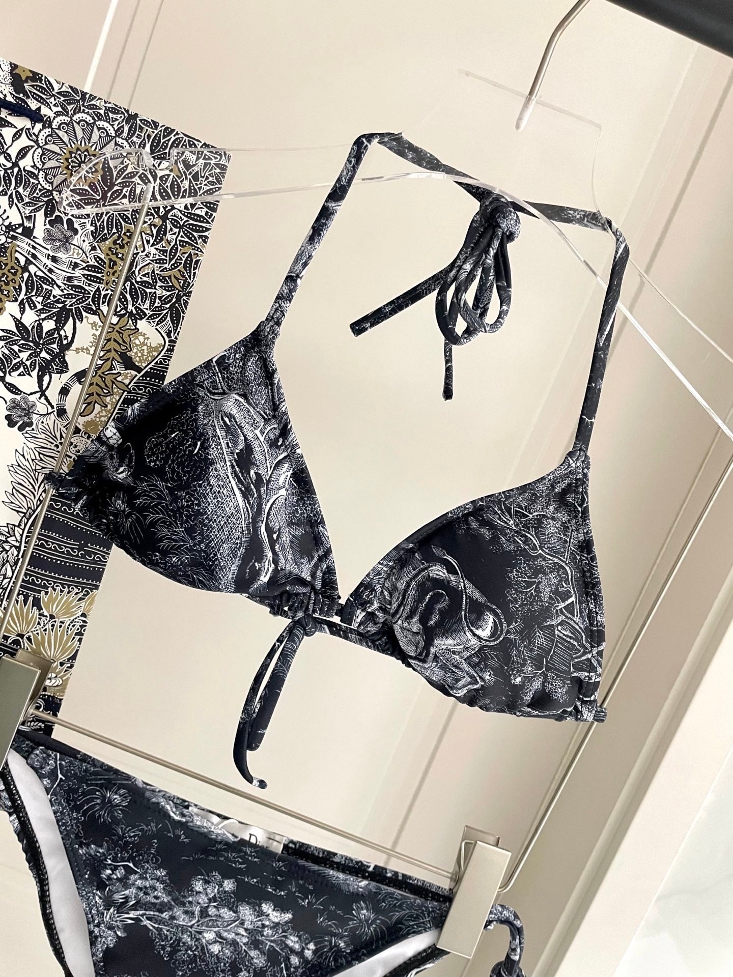 New three-piece set with animal print