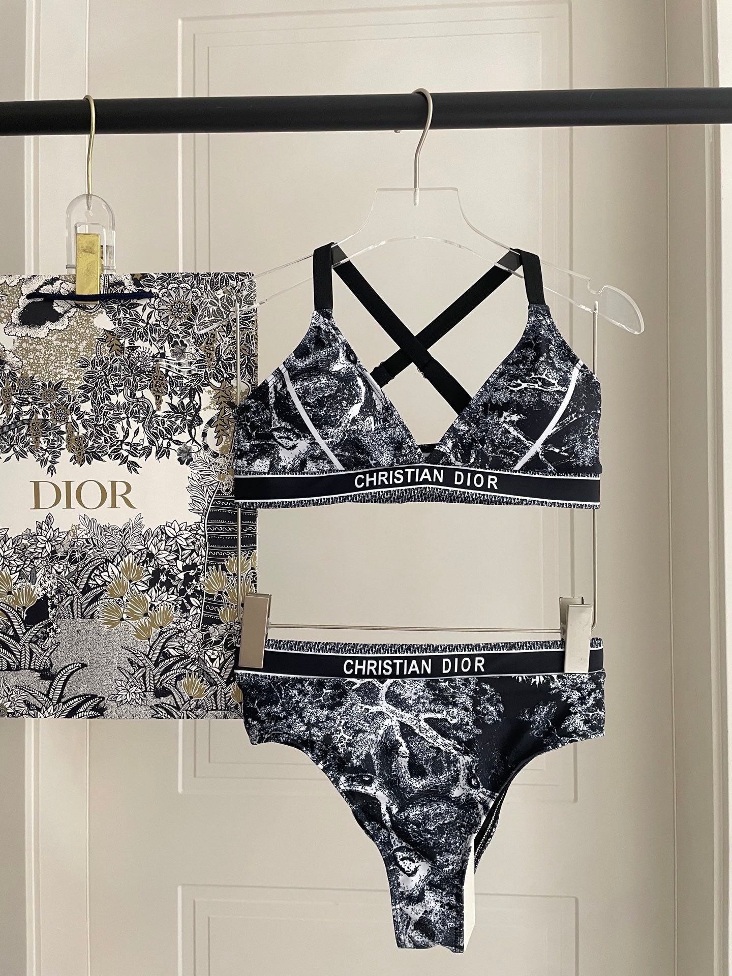 Stylish and simple swimwear