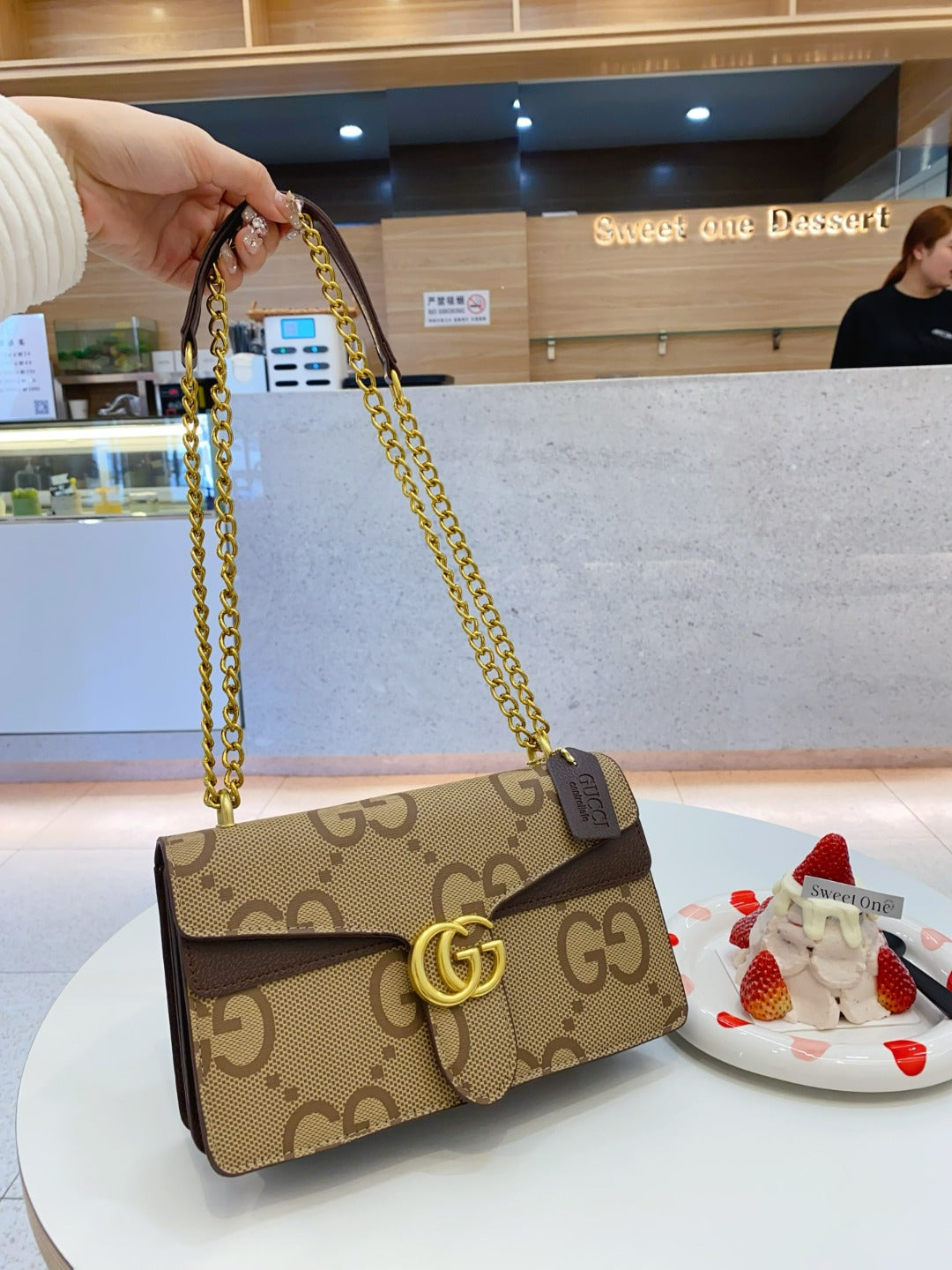 New classic Dionysus bag