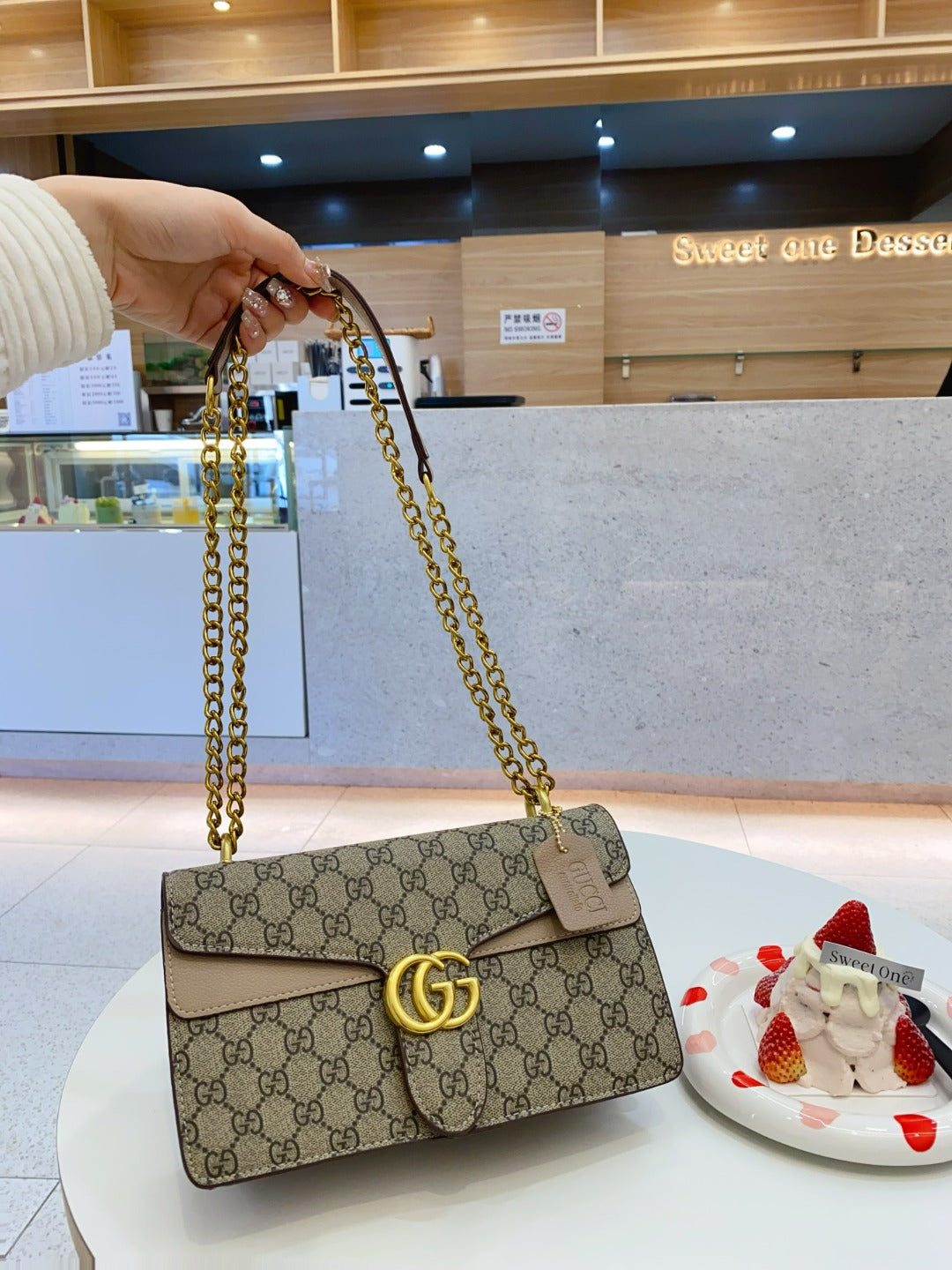 New classic Dionysus bag