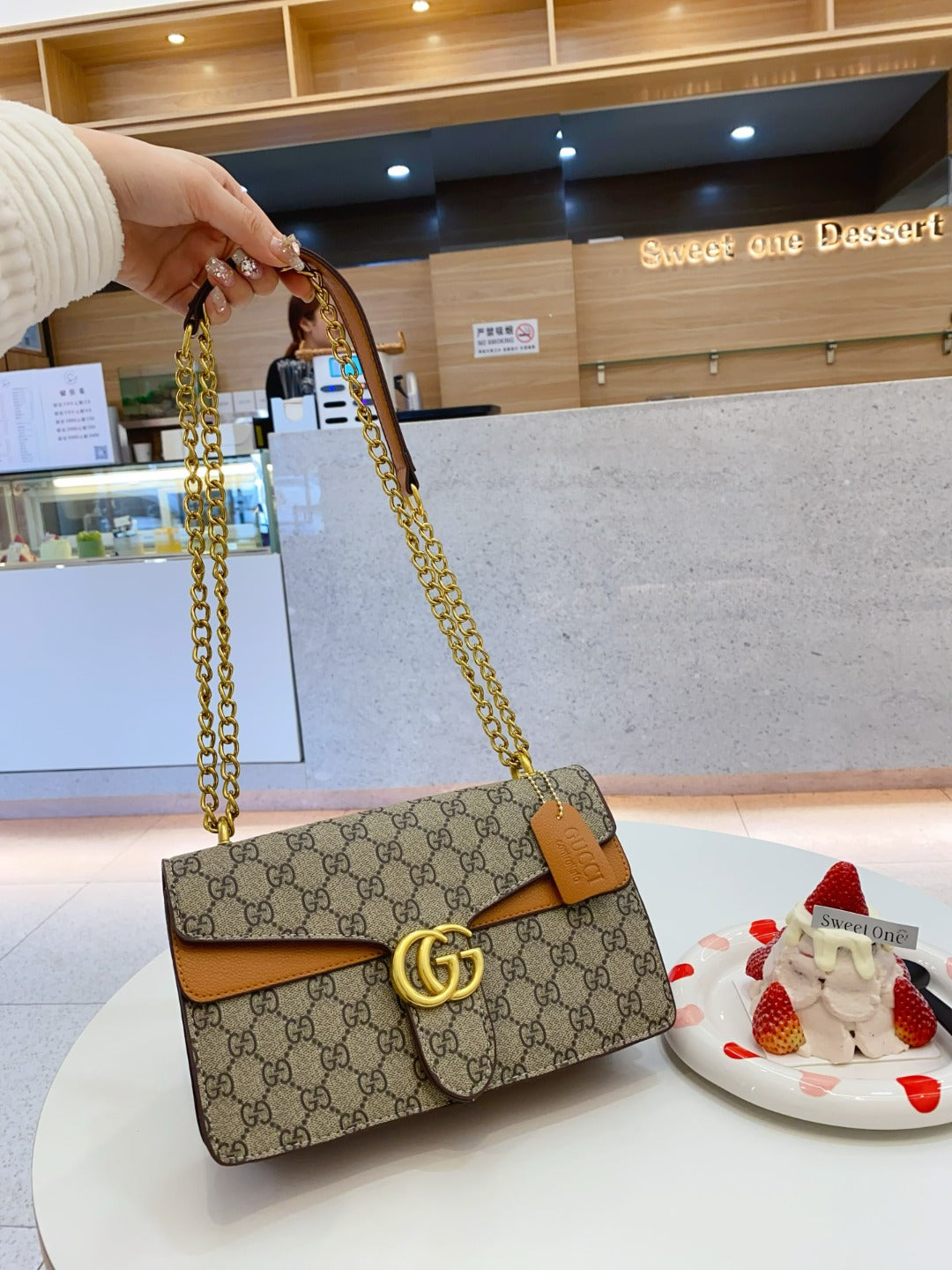 New classic Dionysus bag