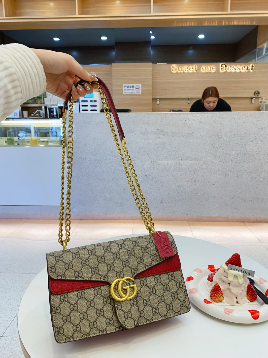 New classic Dionysus bag
