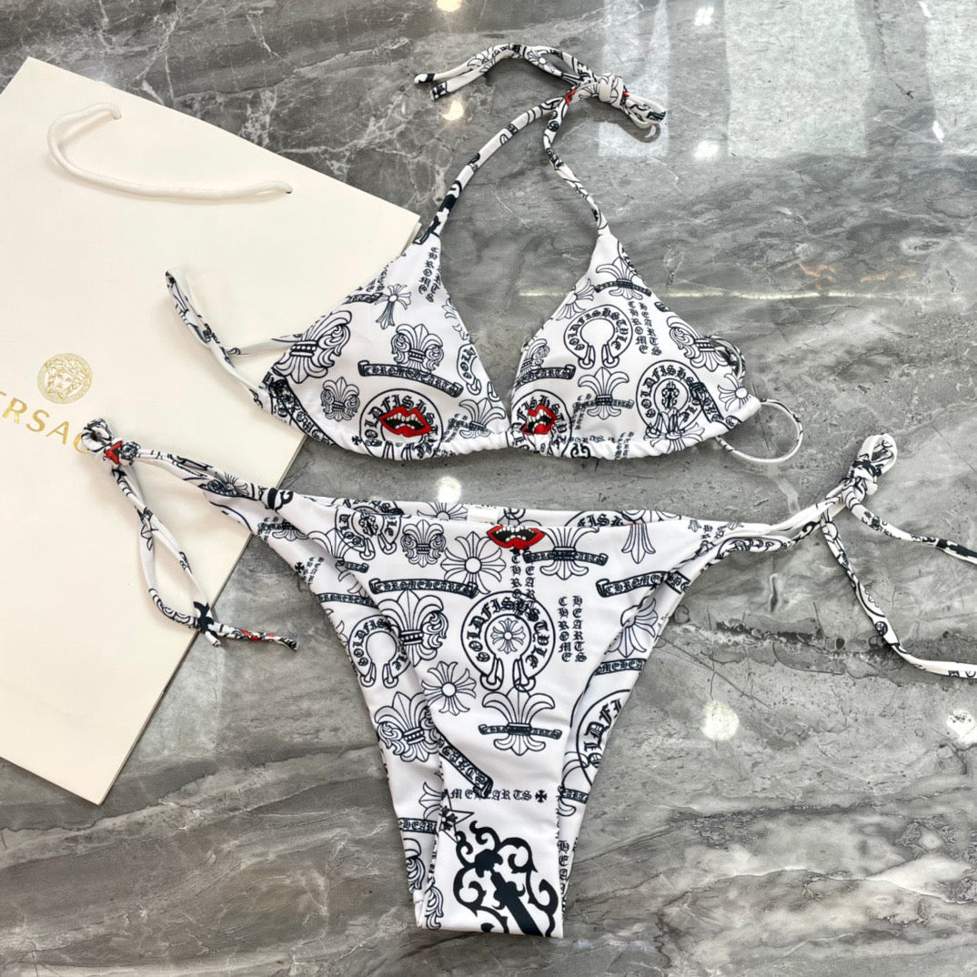 Simple and stylish swimsuit