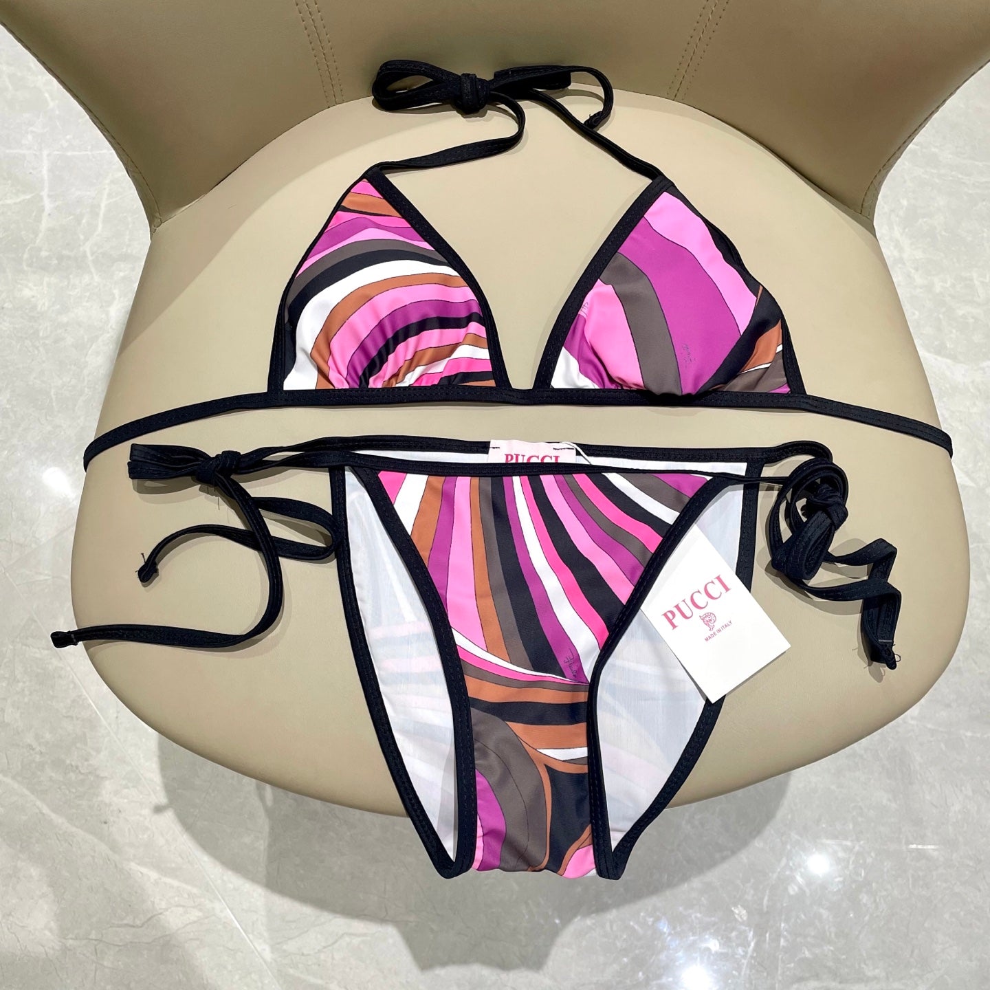 Sexy bikini swimsuit