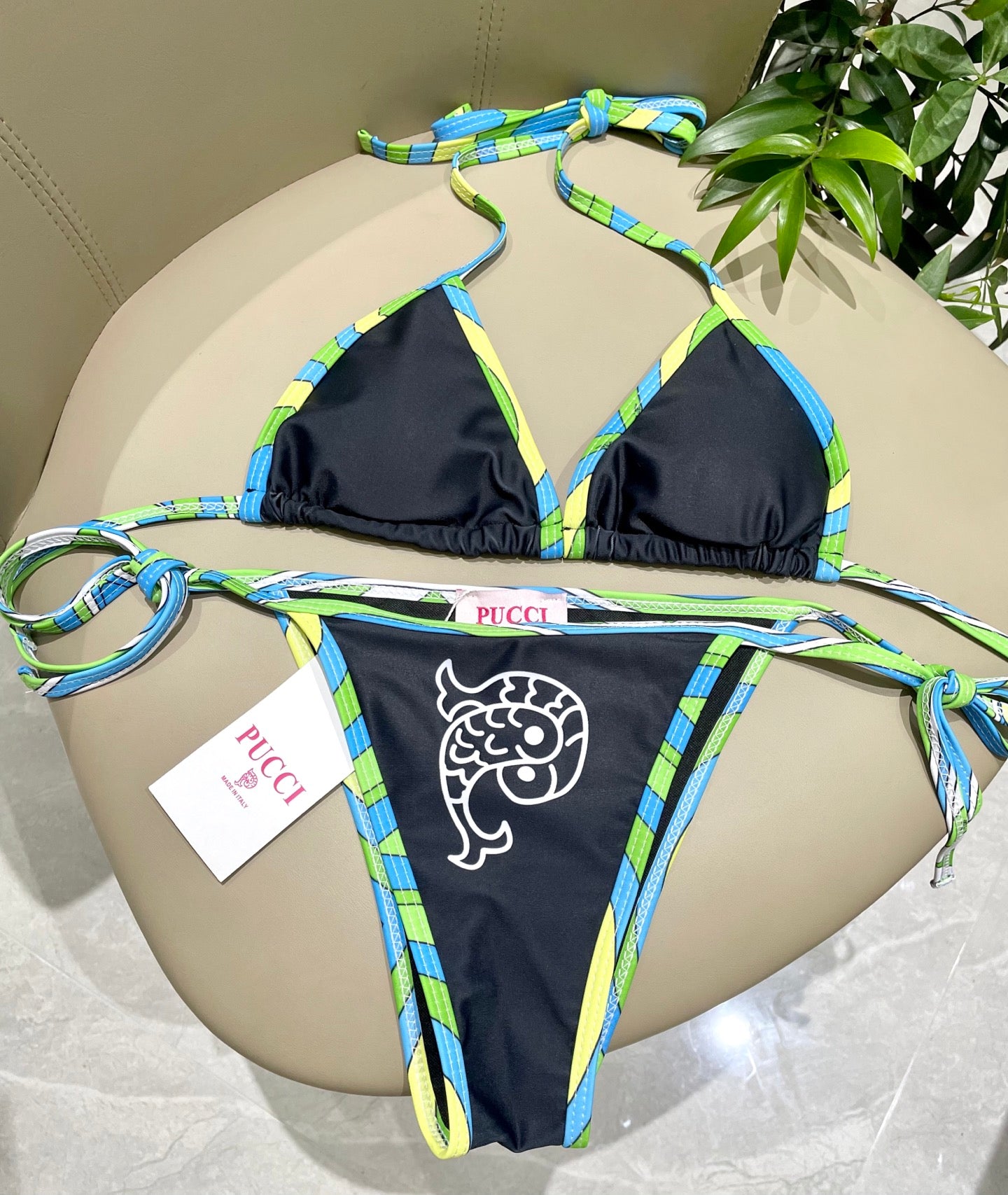 Classic bikini