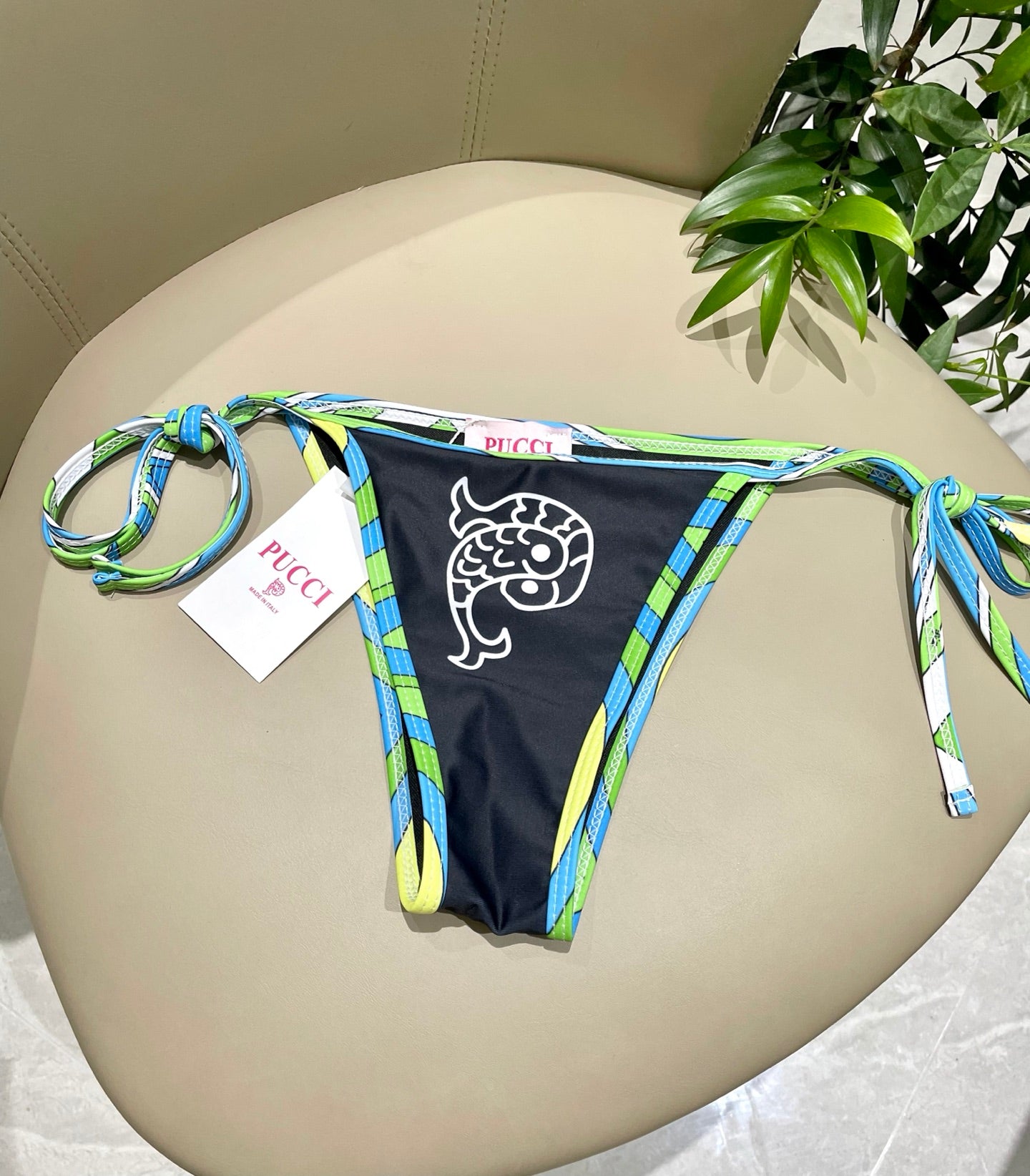 Classic bikini