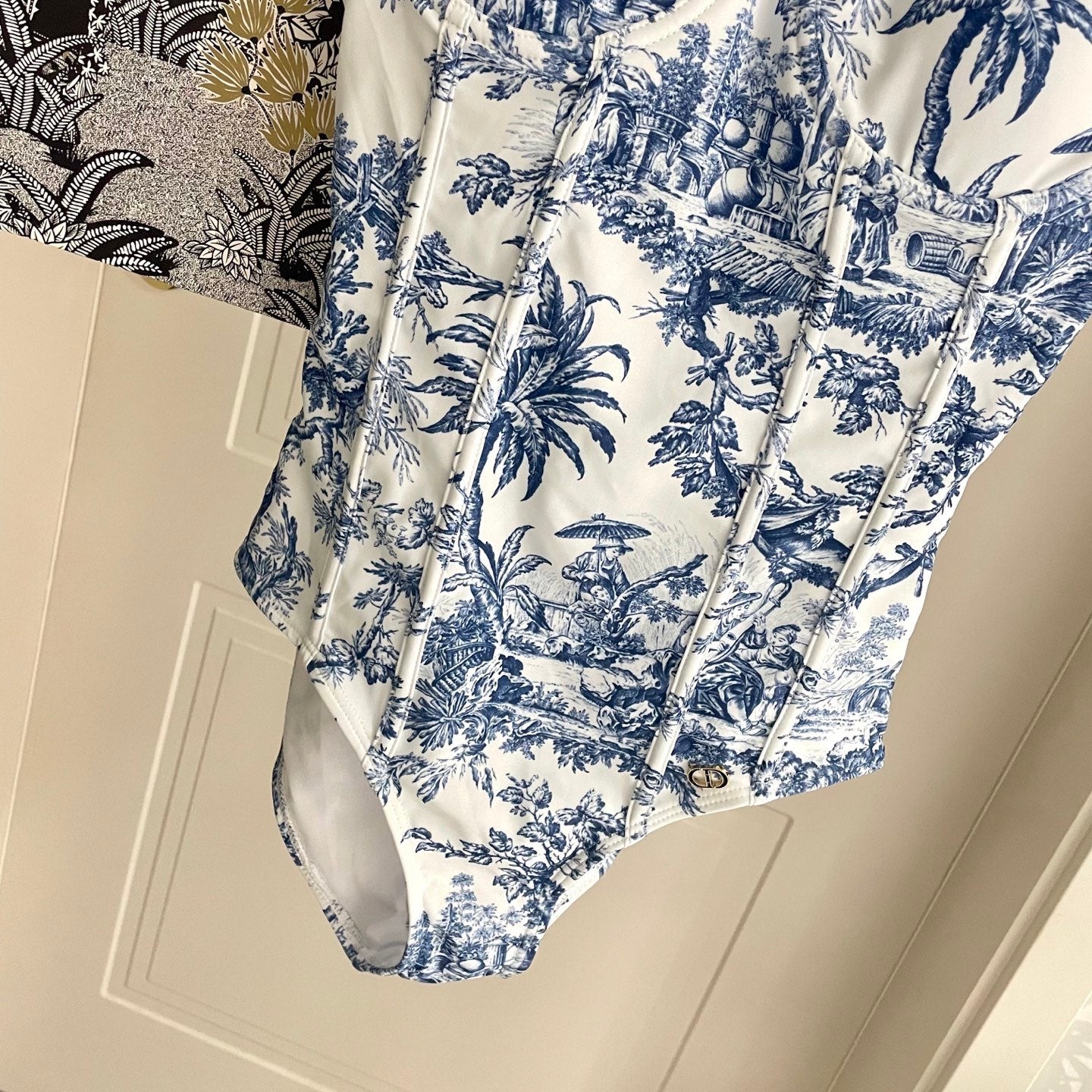 New two-piece swimsuit