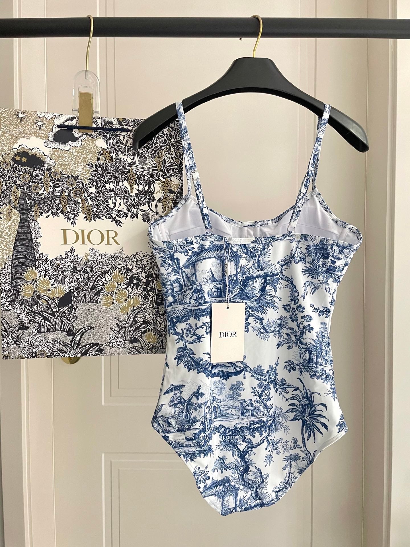 New two-piece swimsuit