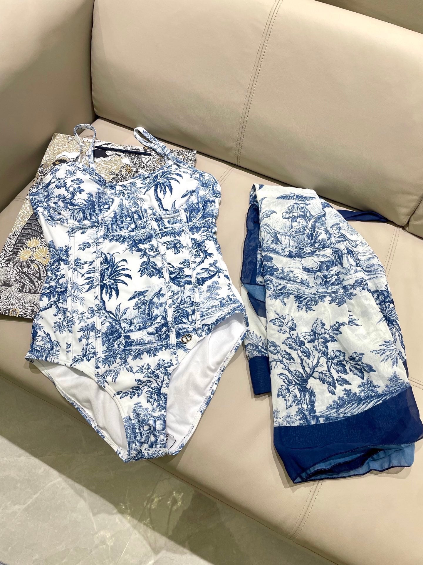 New two-piece swimsuit
