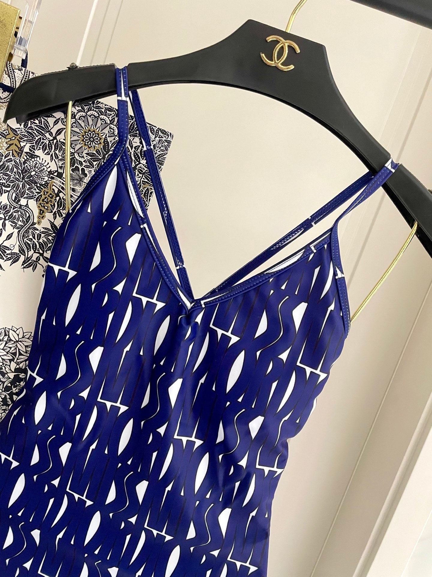 New one-piece swimsuit