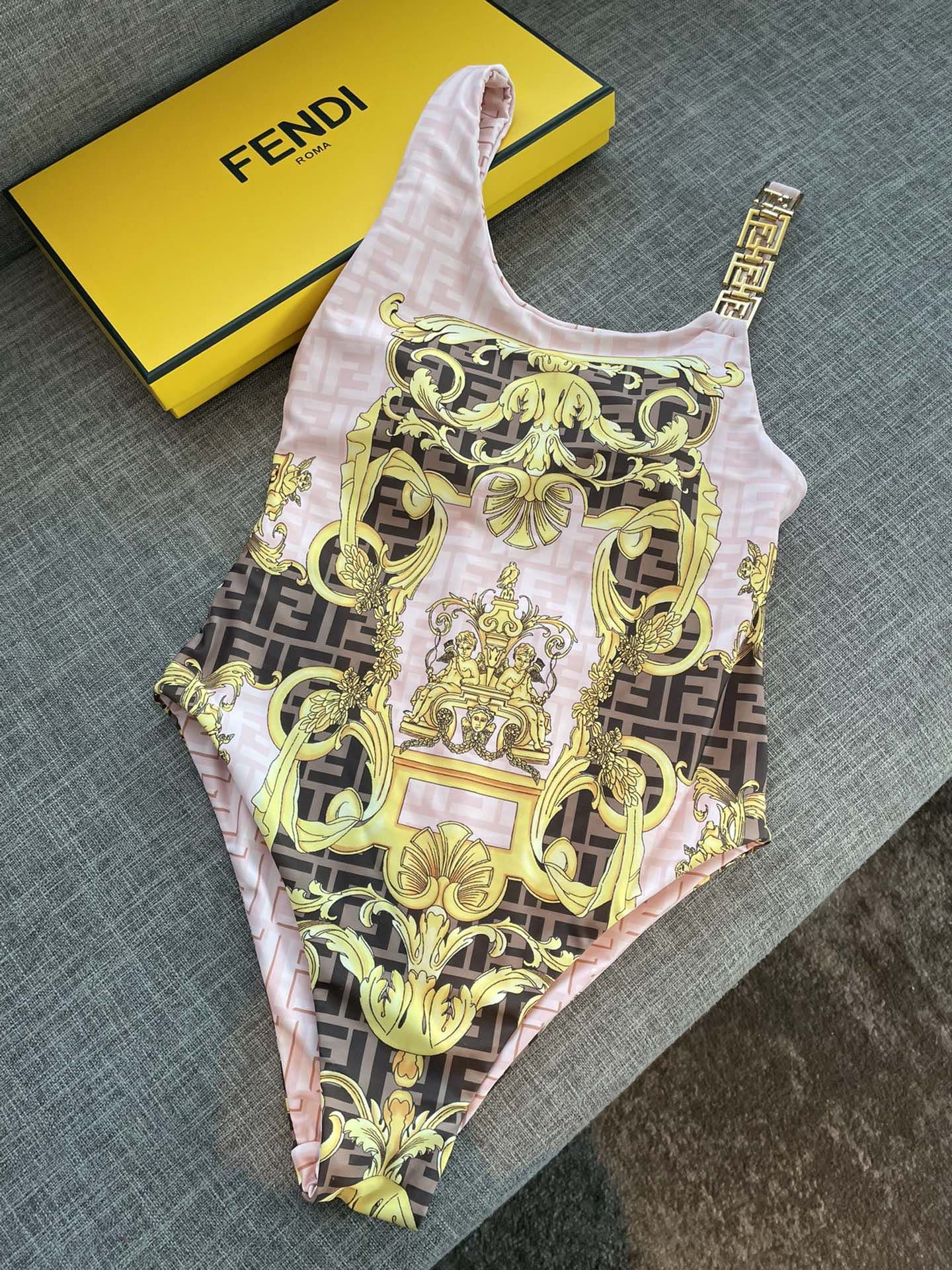 New one-piece swimsuit