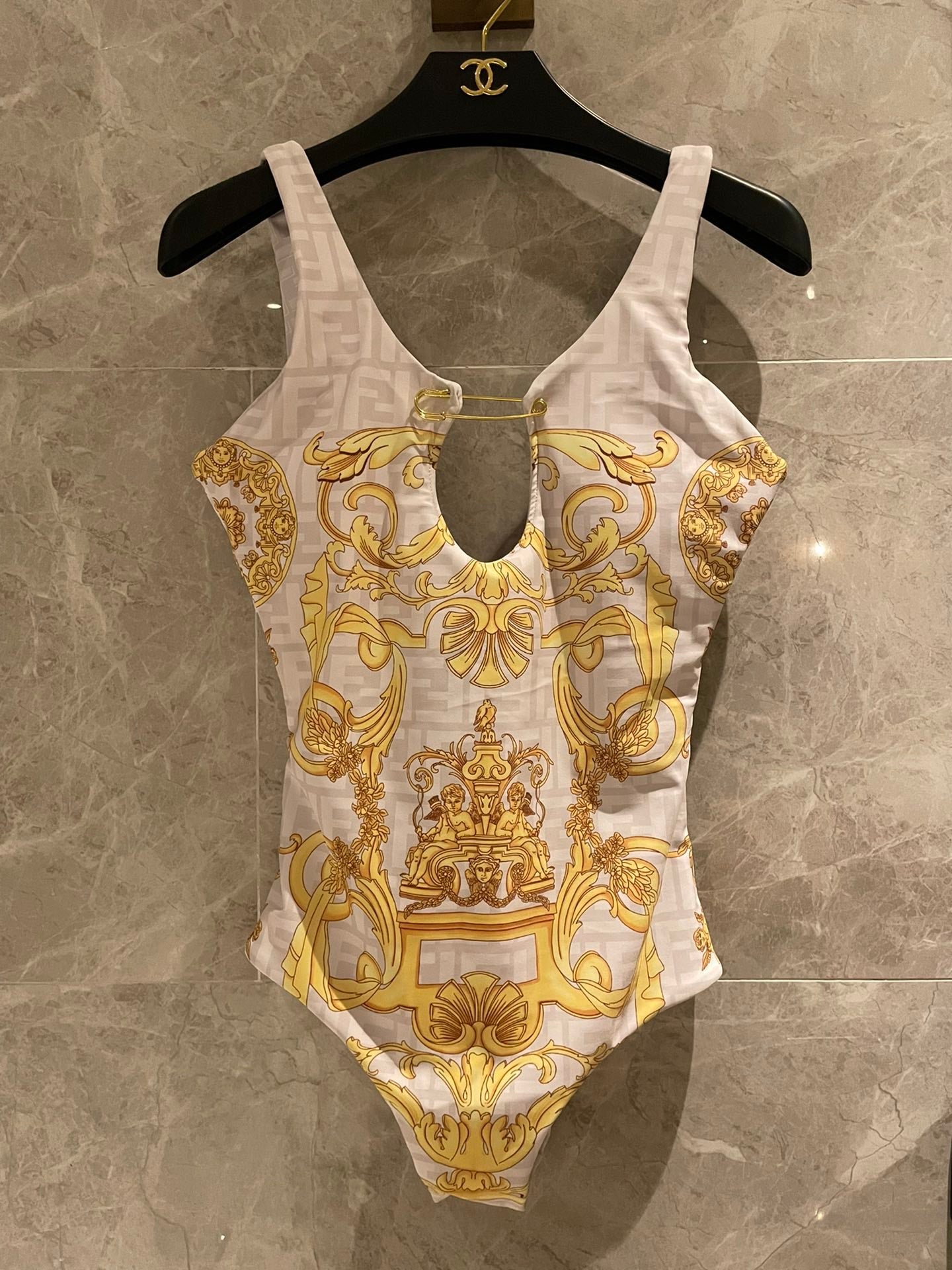 New one-piece swimsuit