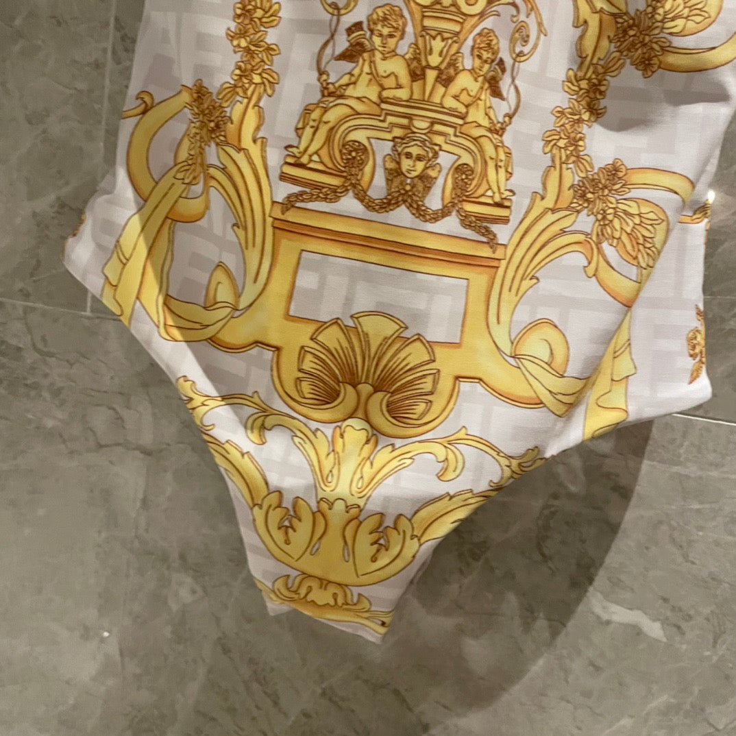 New one-piece swimsuit