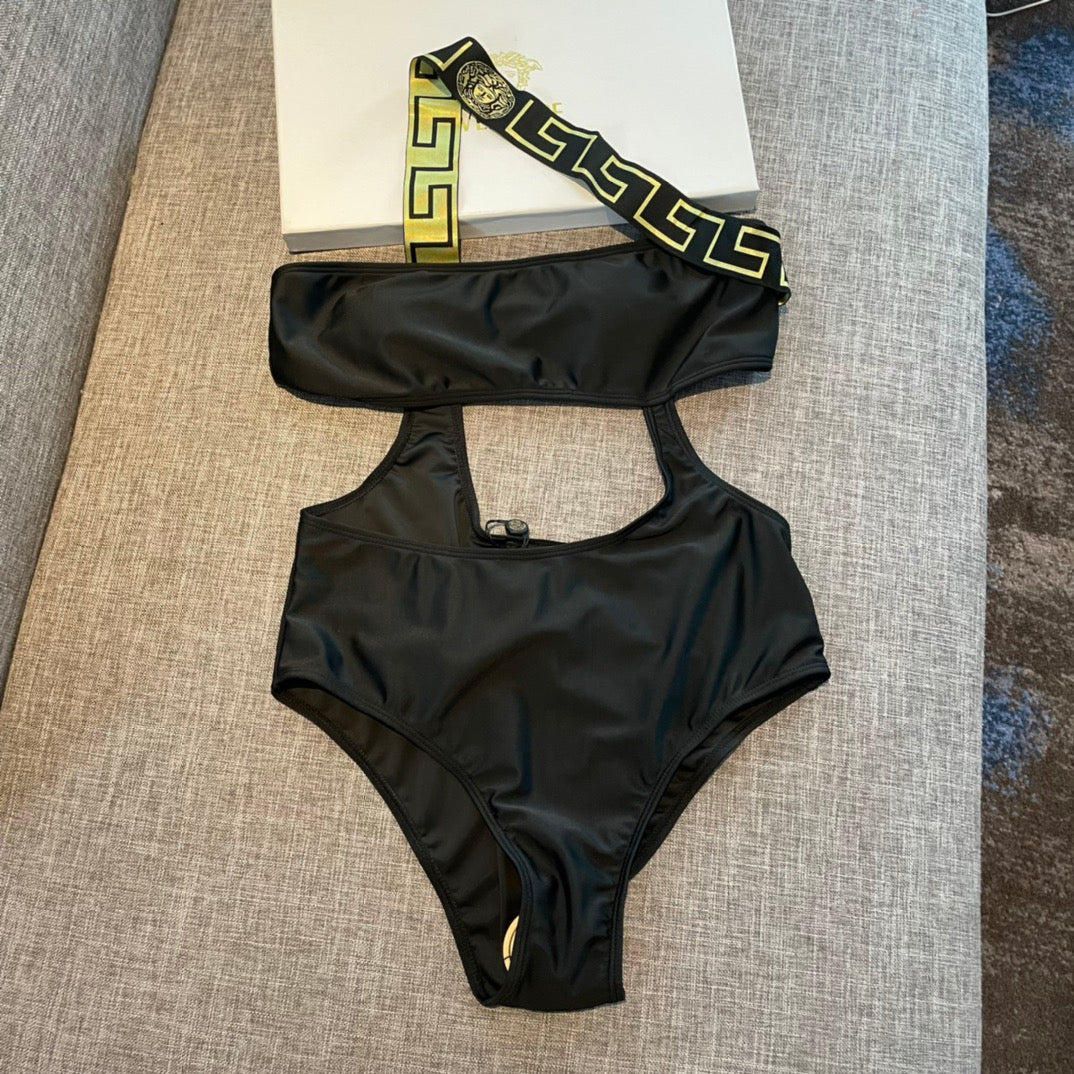 Sexy One-Piece Bikini