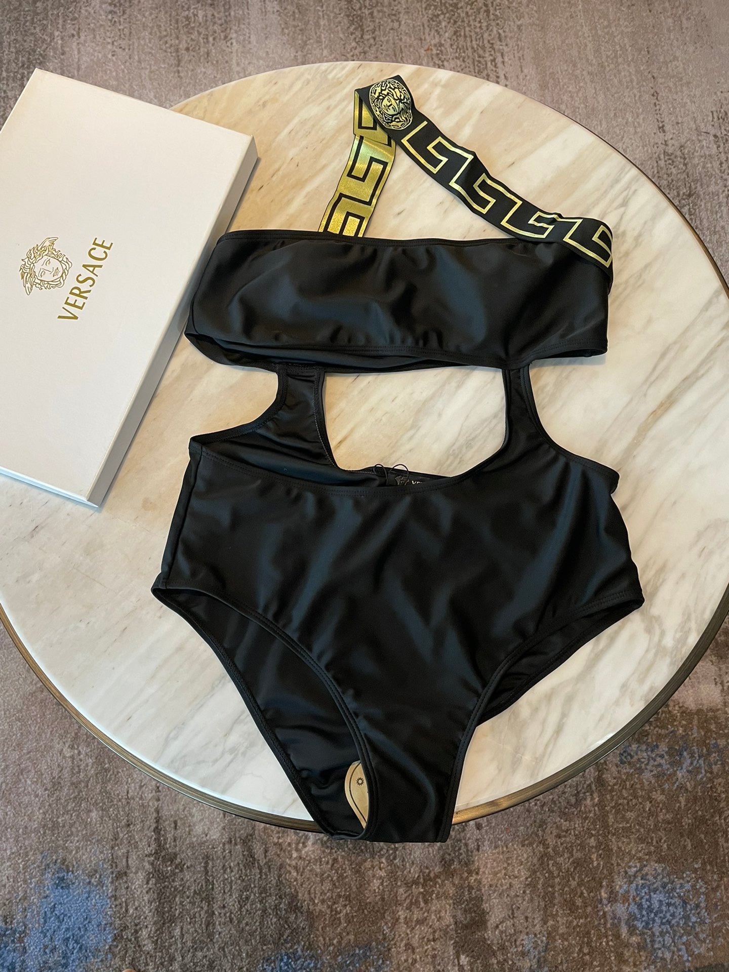 Sexy One-Piece Bikini