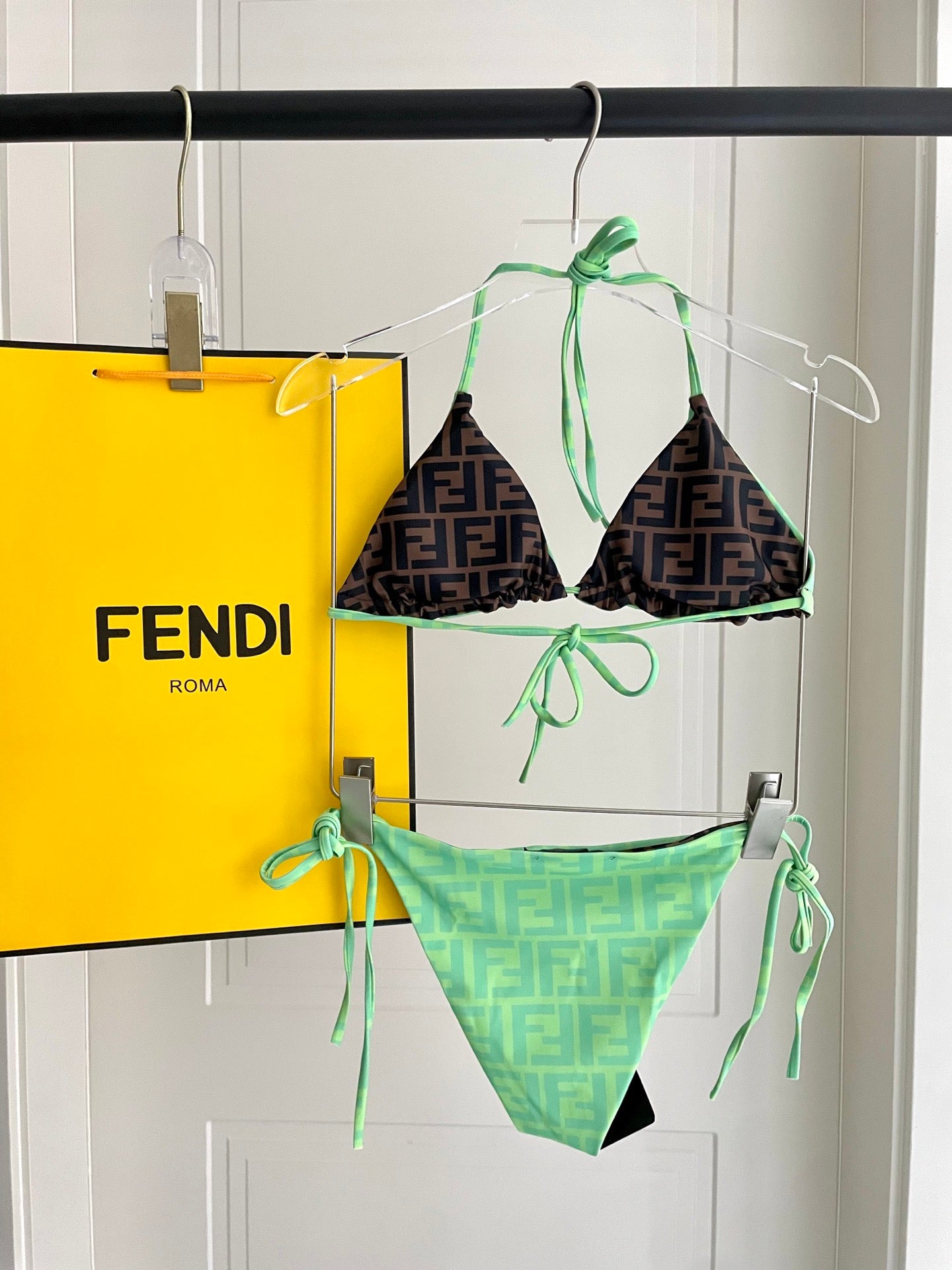Reversible bikini
