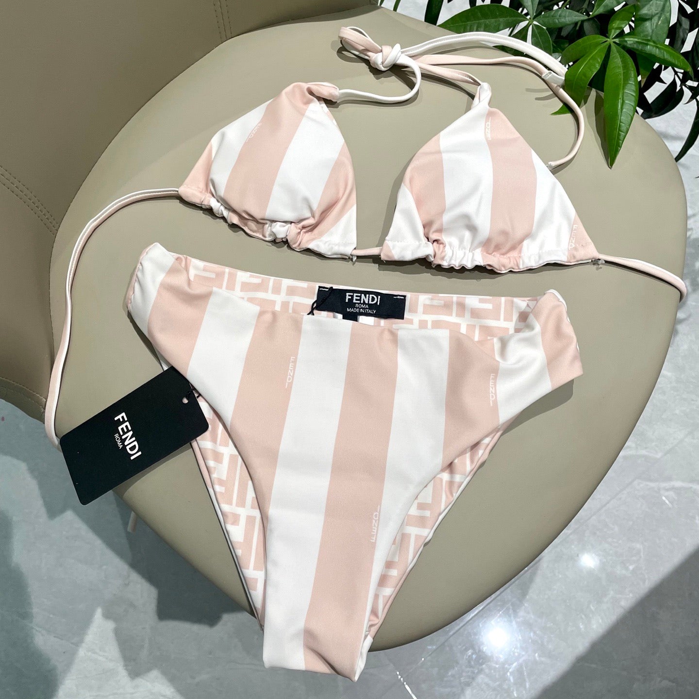Sexy bikini