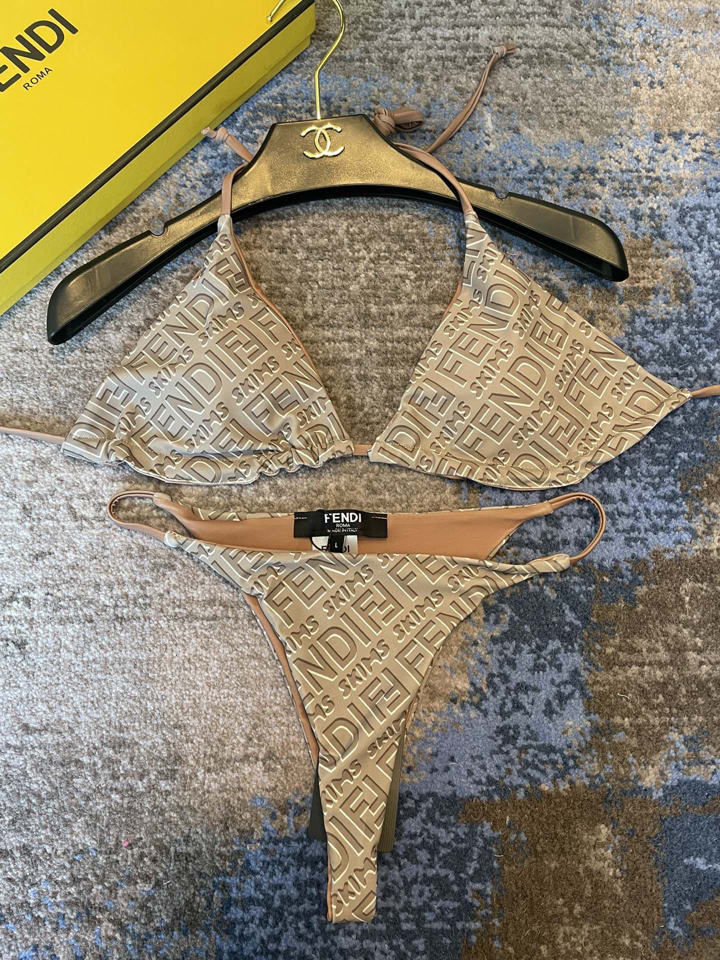 Classic bikini