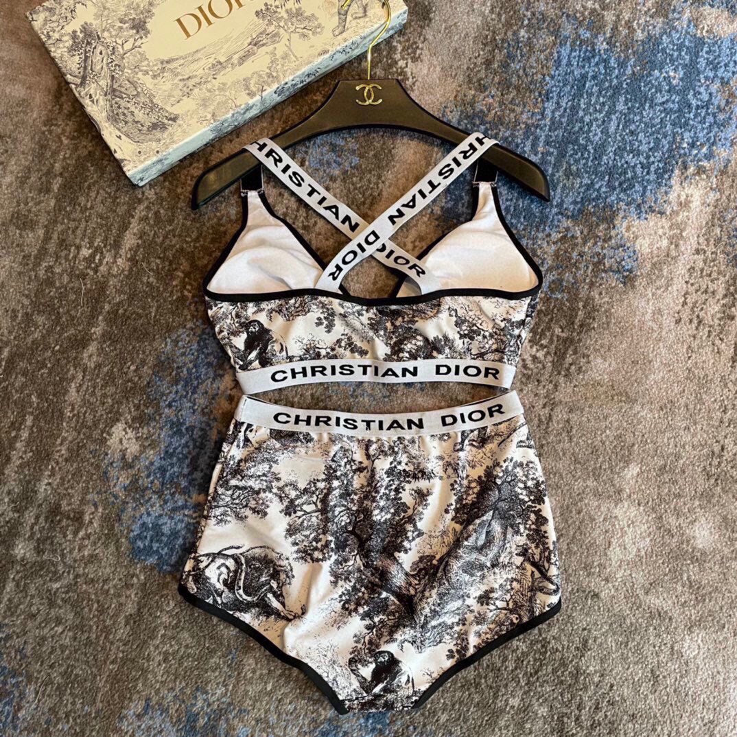 Classic and stylish swimwear