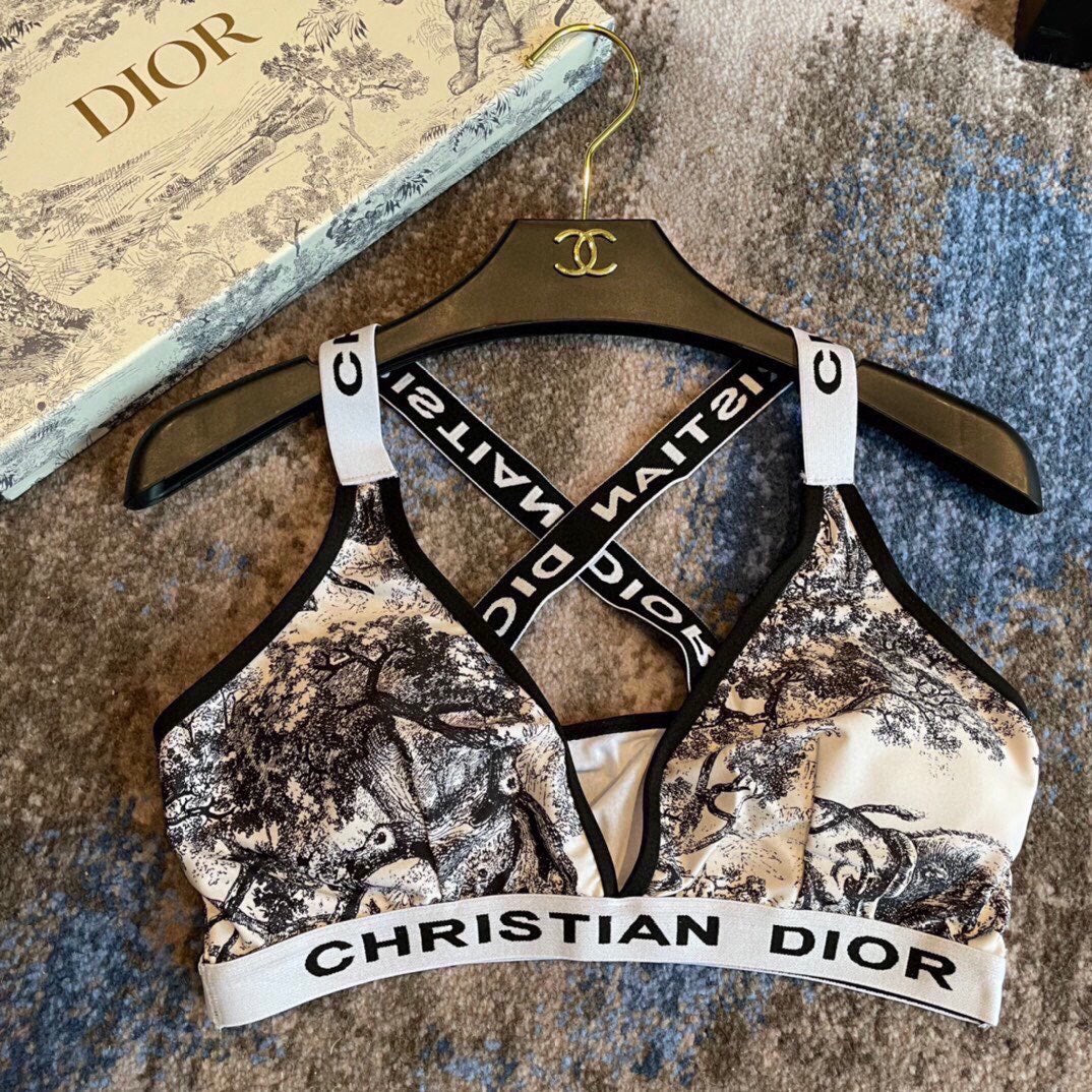 Classic and stylish swimwear