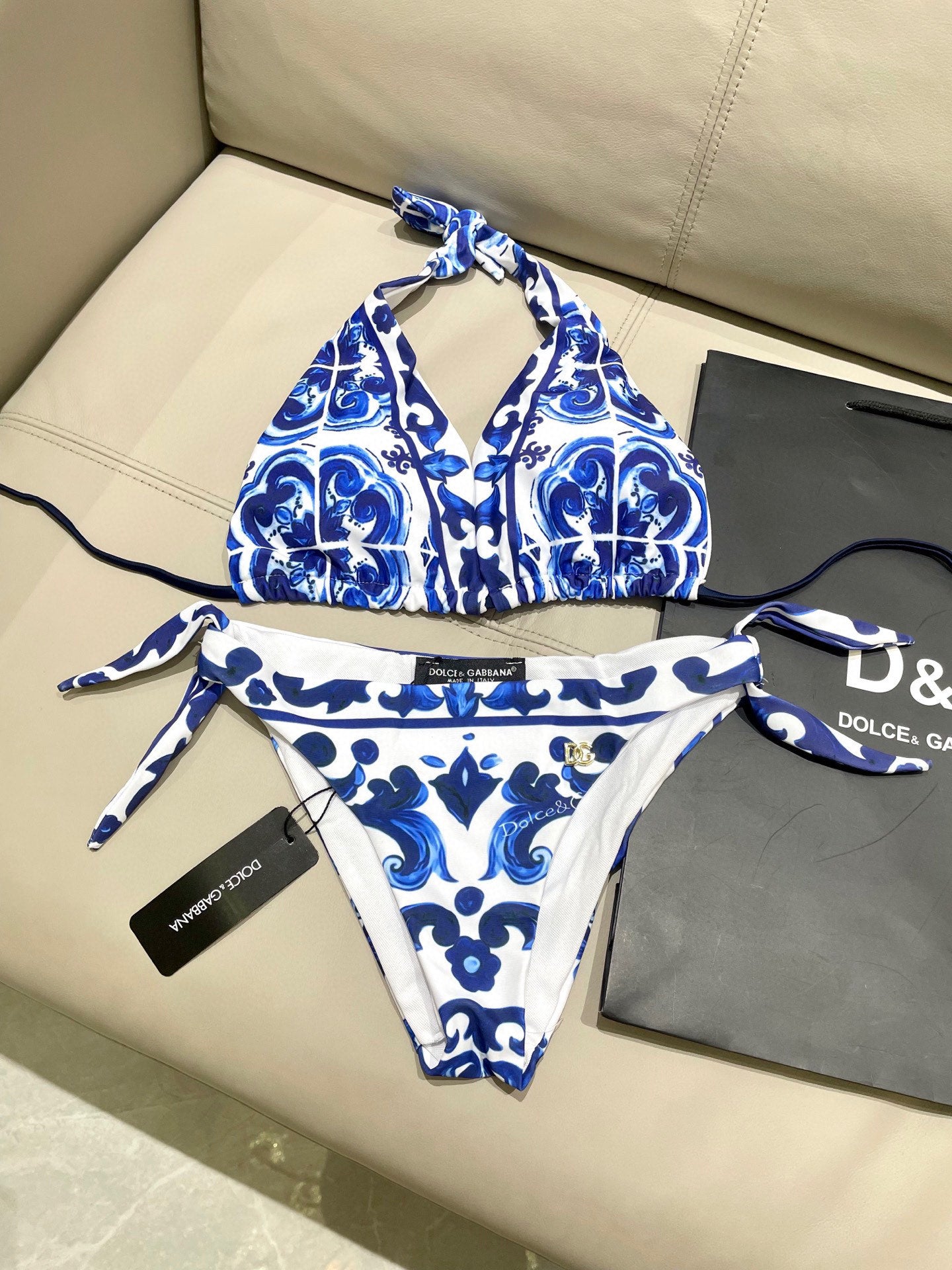 New bikini swimwear