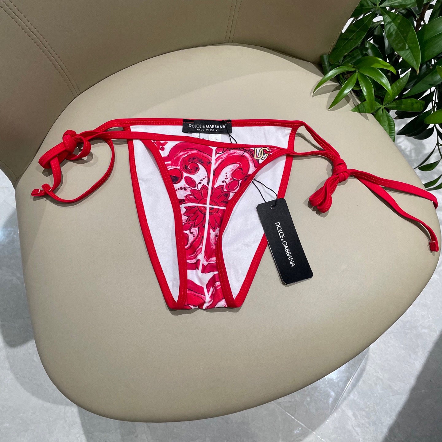 Sexy bikini swimsuit