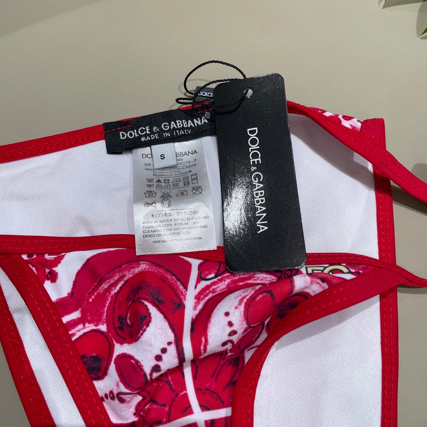 Sexy bikini swimsuit