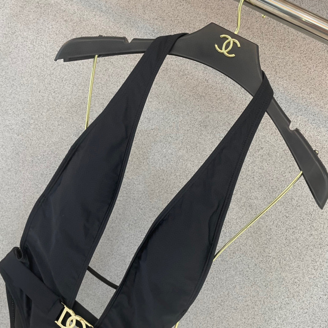 New sexy backless one-piece swimsuit