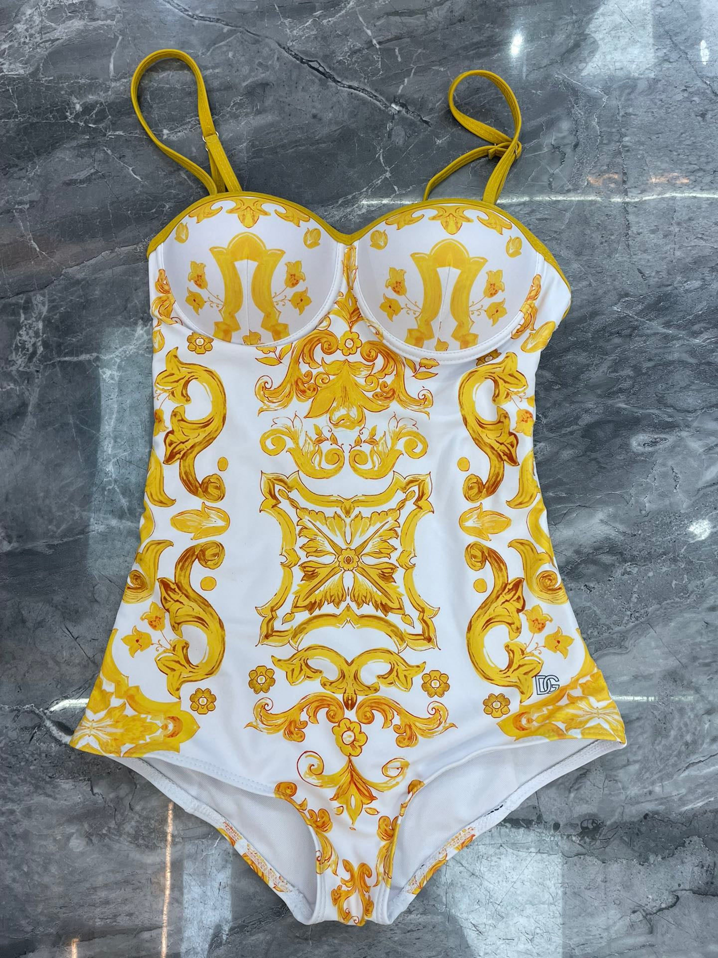 Strappy, underwired, push-up one-piece swimsuit