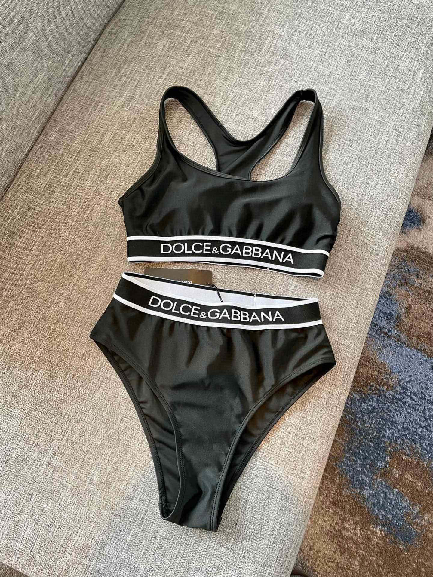 New two-piece swimsuit