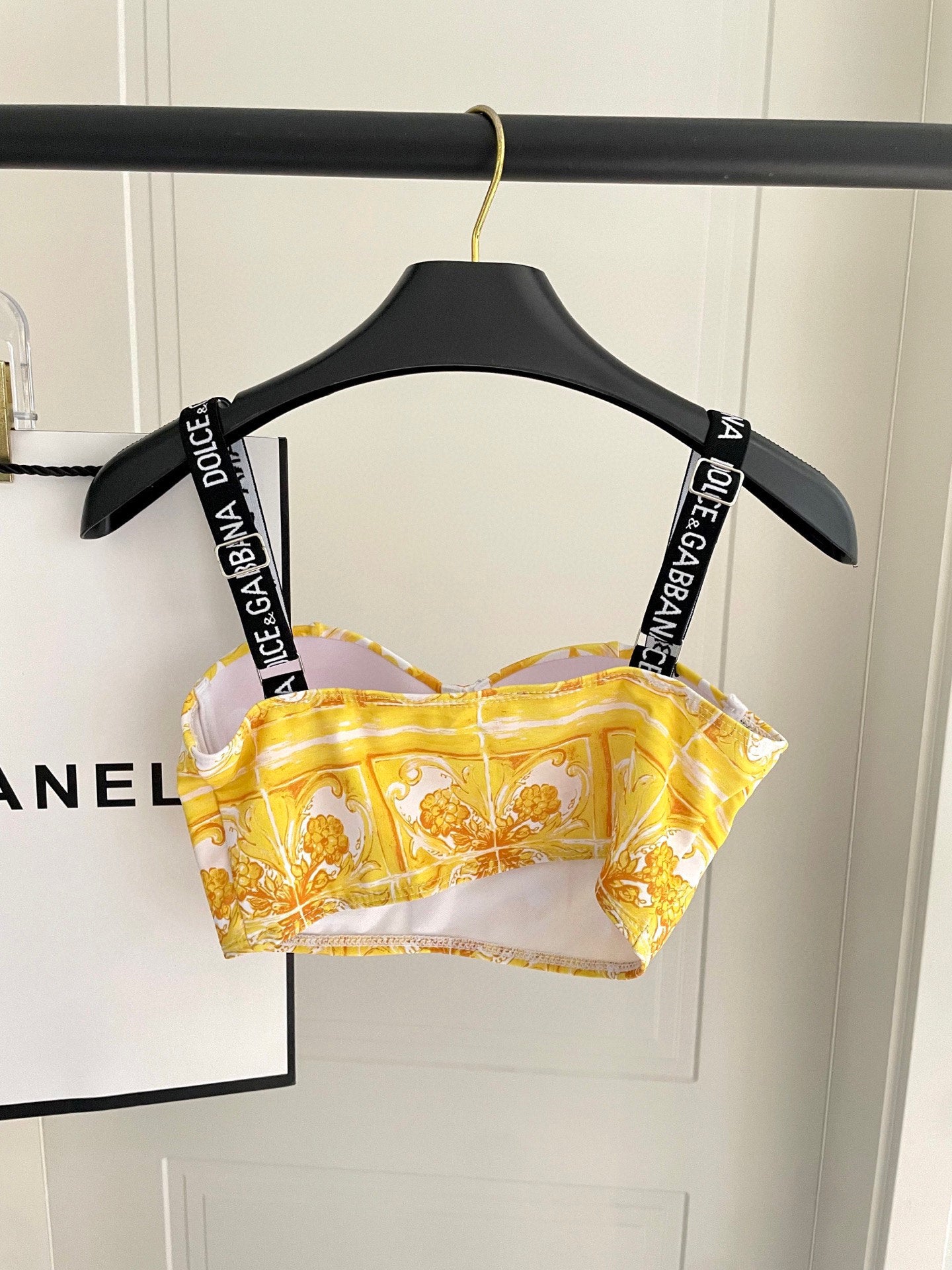 New one-piece swimsuit