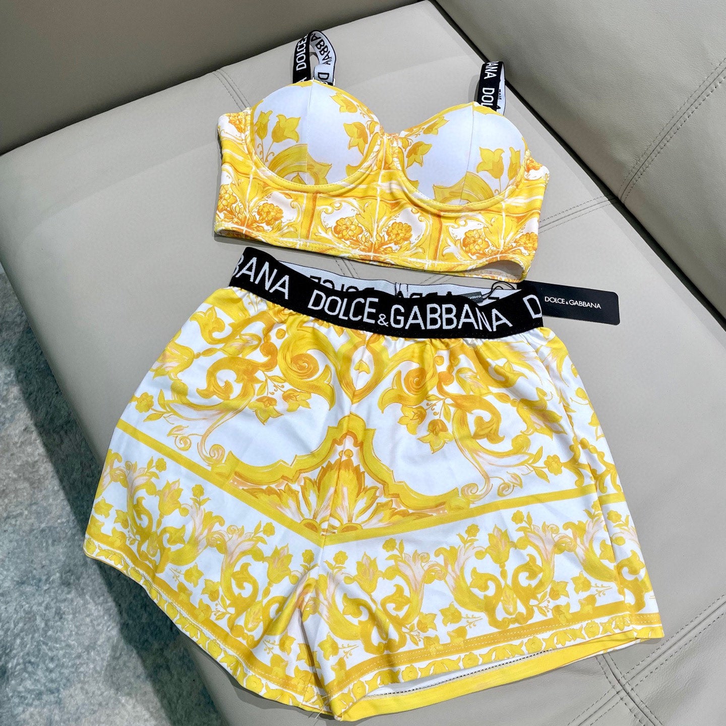 New one-piece swimsuit