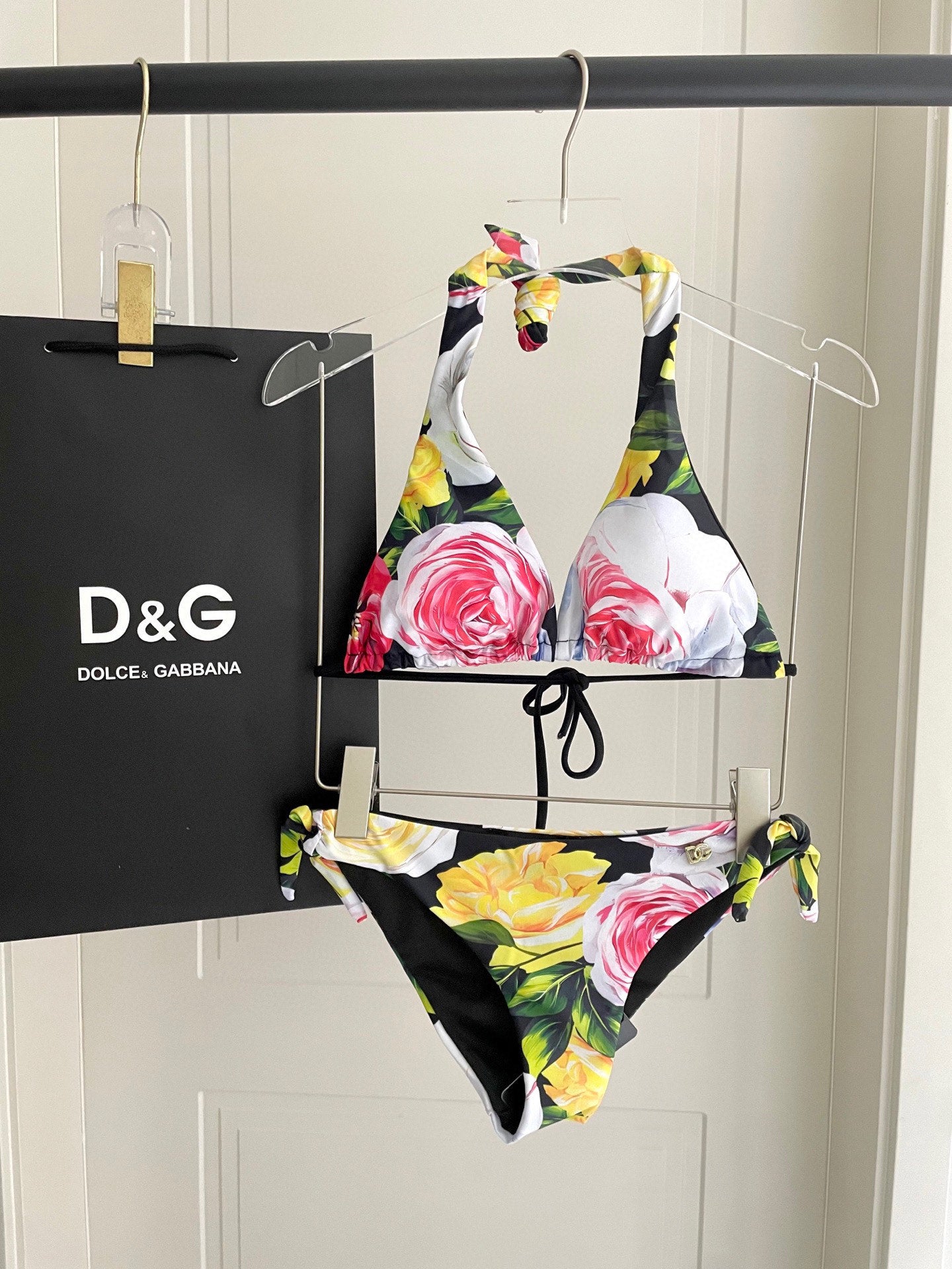 New two-piece swimsuit
