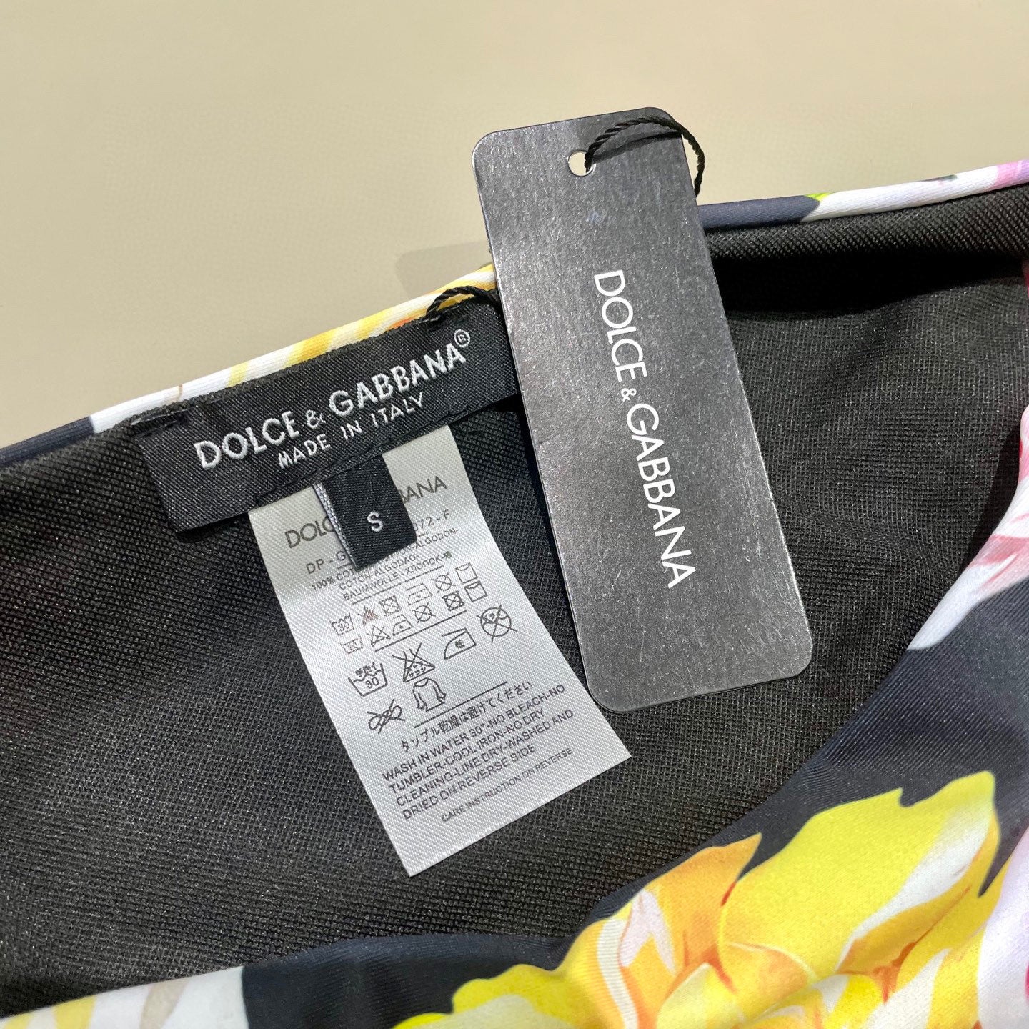 New two-piece swimsuit