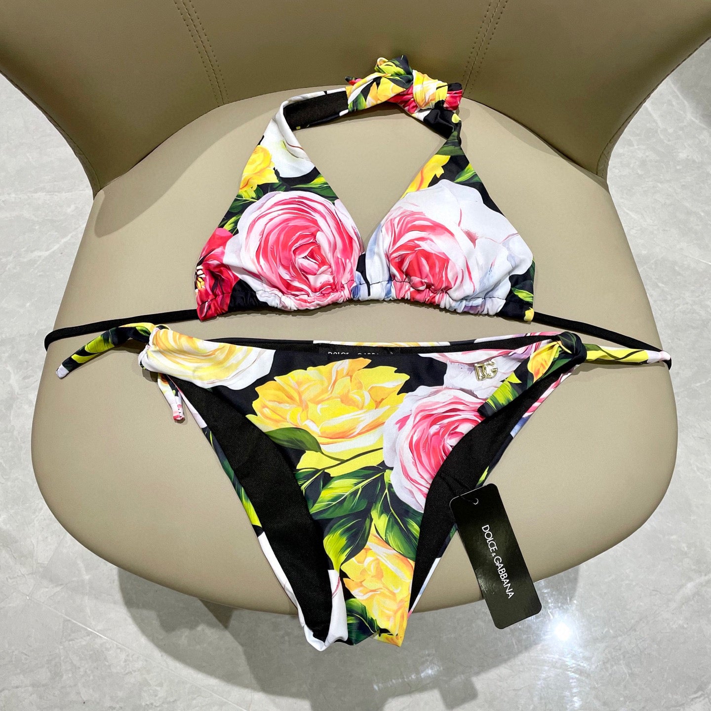 New two-piece swimsuit